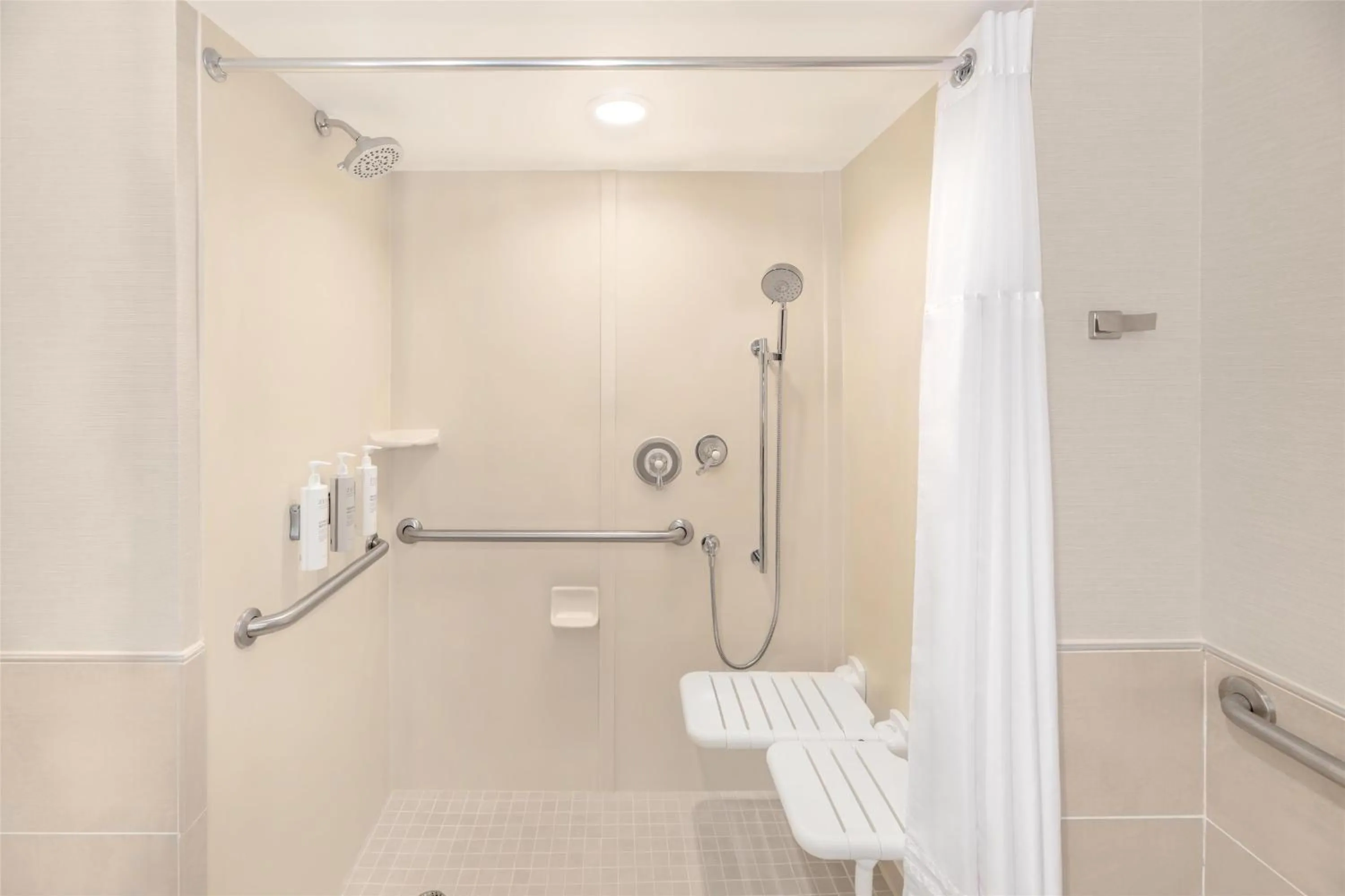 Bathroom in Embassy Suites Fort Myers - Estero