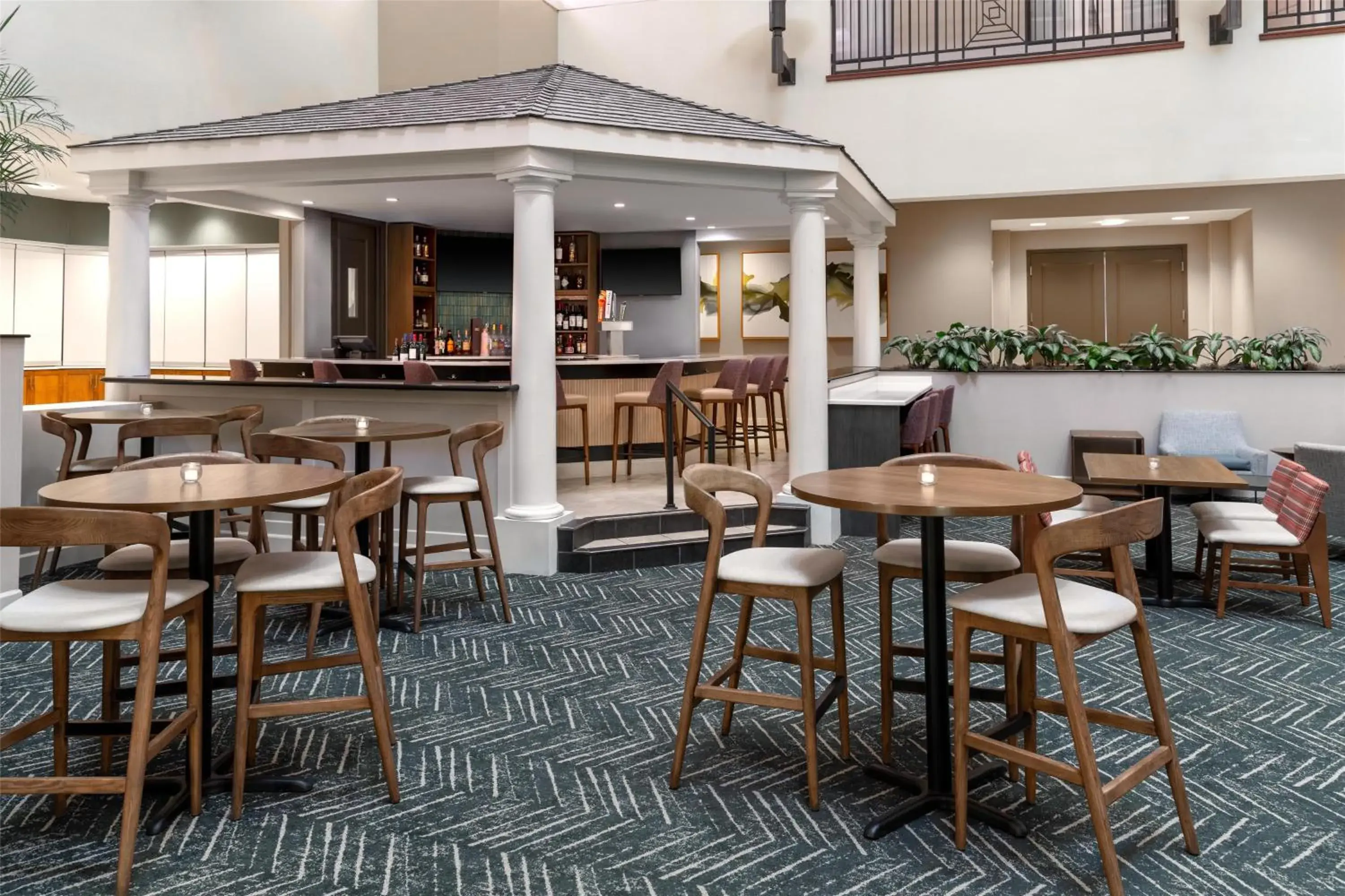 Restaurant/places to eat in Embassy Suites Fort Myers - Estero Restaurant/places to eat in Embassy Suites Fort Myers - Estero