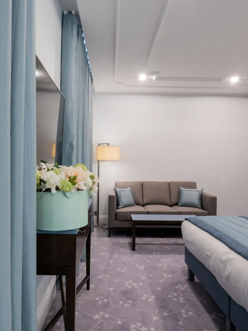 Bed in Villa Genesis