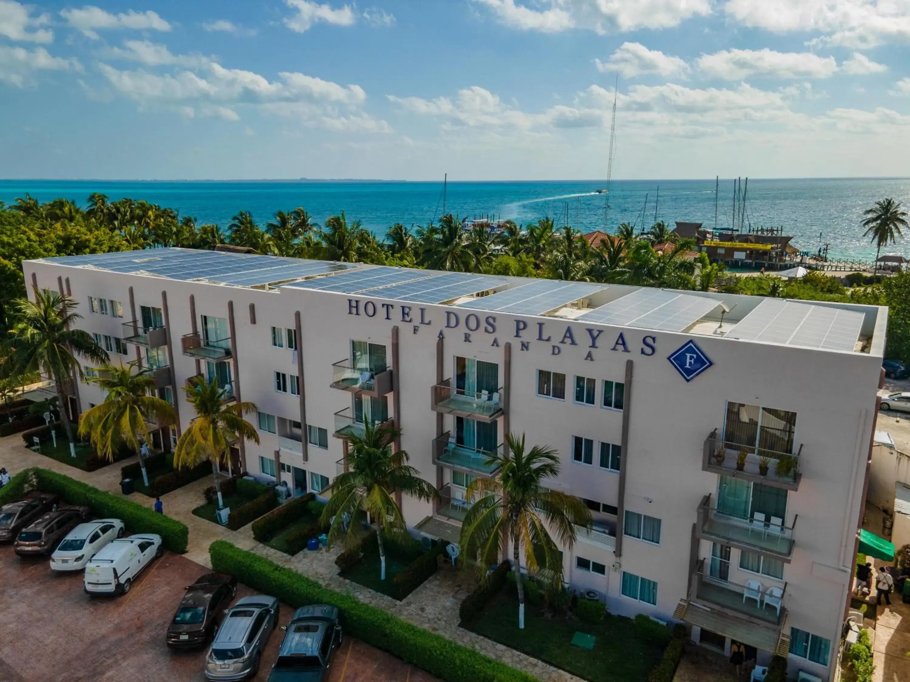 Property building in Hotel Dos Playas Faranda Cancún Property building in Hotel Dos Playas Faranda Cancún