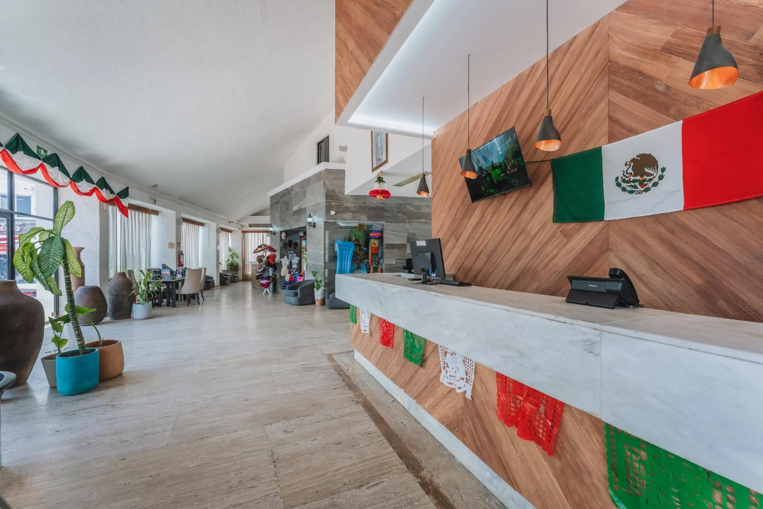 Property building in Imperial Las Perlas