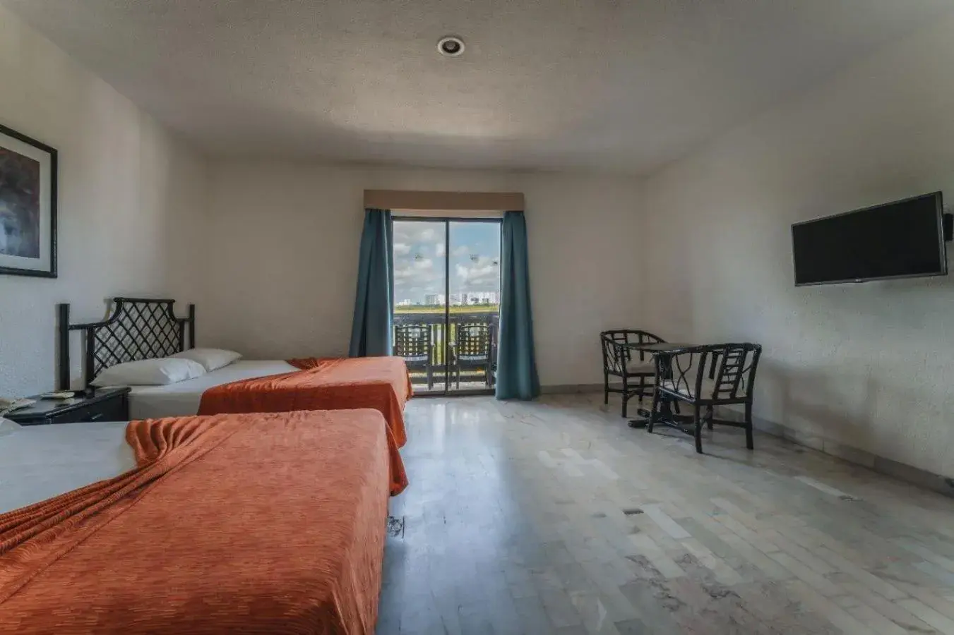 Bedroom, Bed in Imperial Las Perlas Bedroom, Bed in Imperial Las Perlas