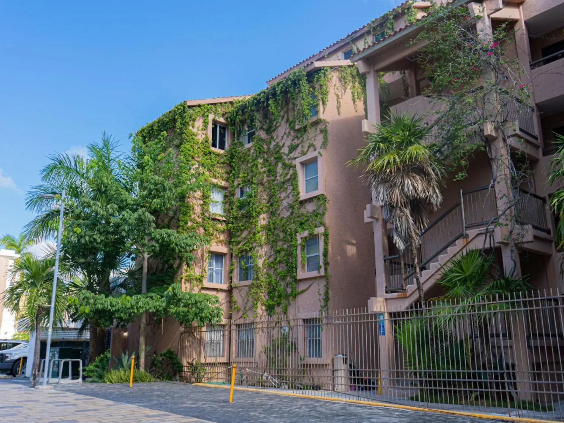 Property building in Tukan Hotel Playa del Carmen Property building in Tukan Hotel Playa del Carmen