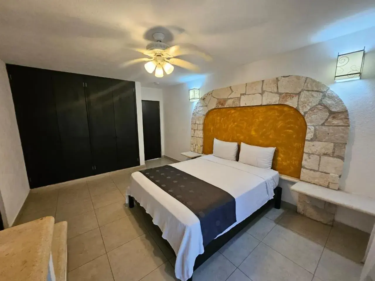 Bed in Tukan Hotel Playa del Carmen Bed in Tukan Hotel Playa del Carmen