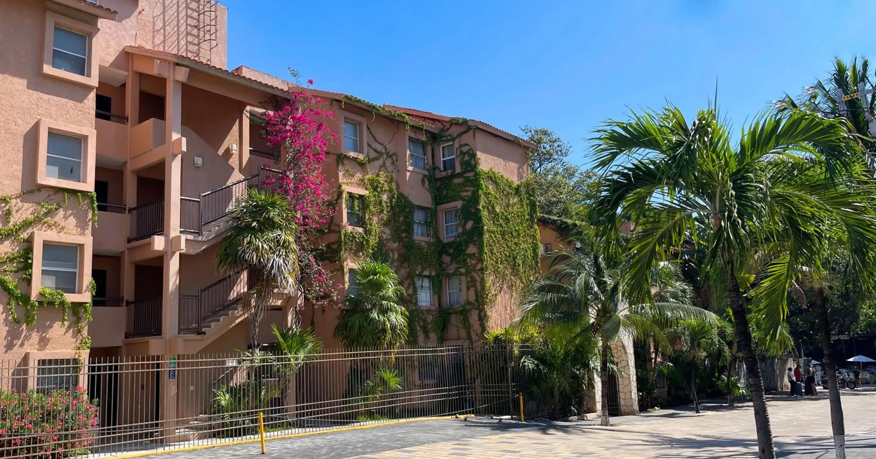 Property building in Tukan Hotel Playa del Carmen Property building in Tukan Hotel Playa del Carmen