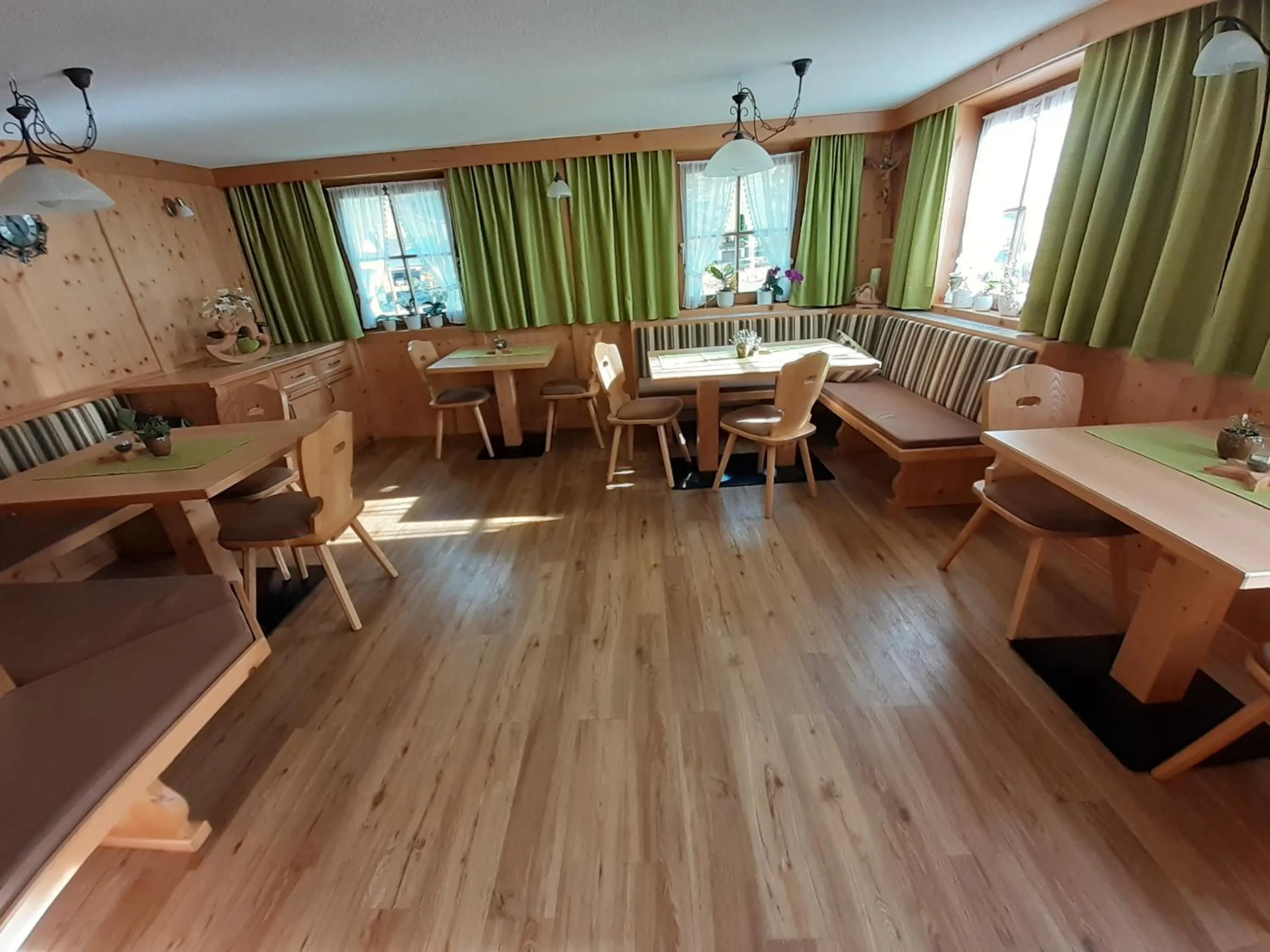 Breakfast in Haus Bödele