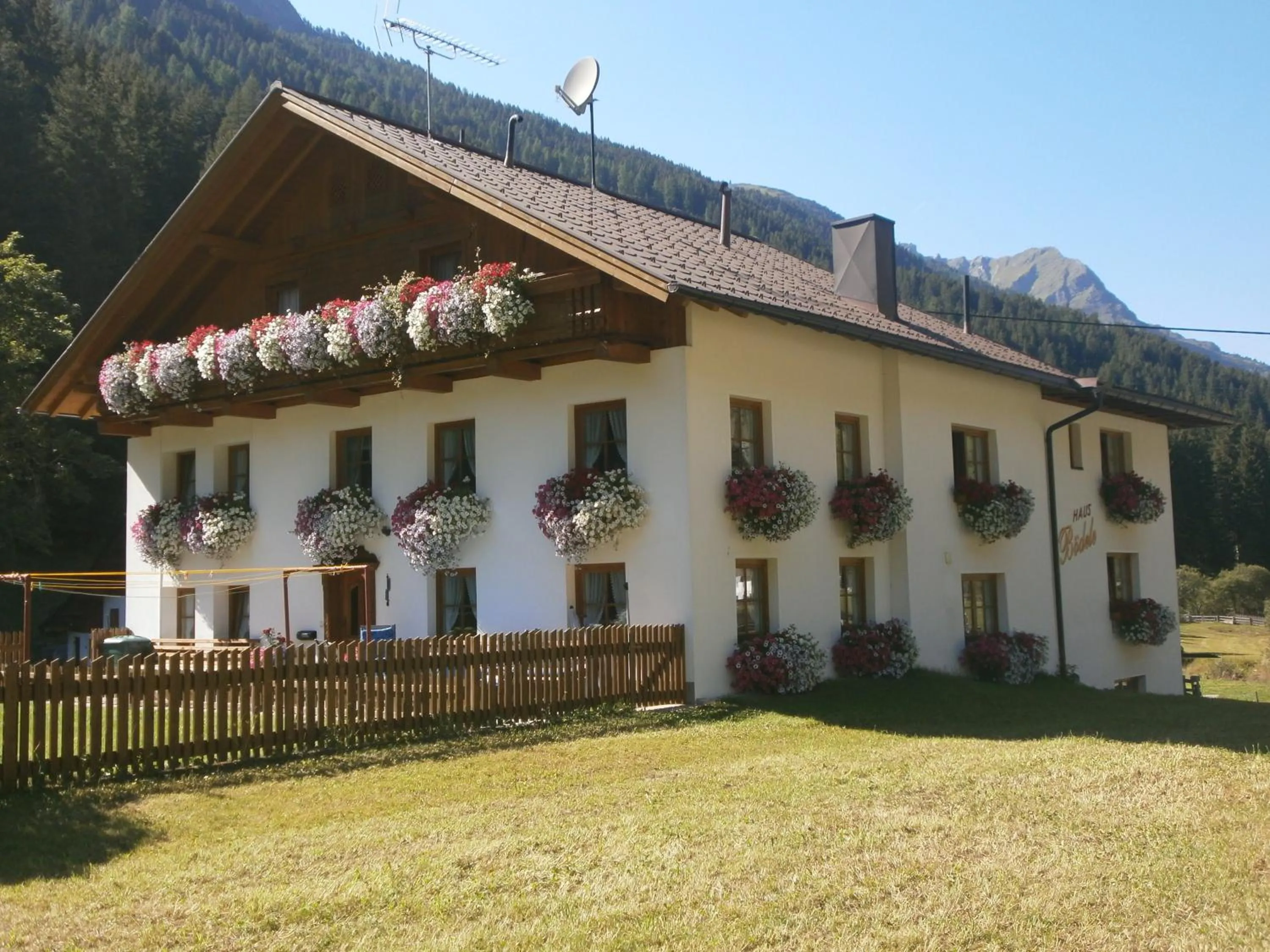 Property building in Haus Bödele