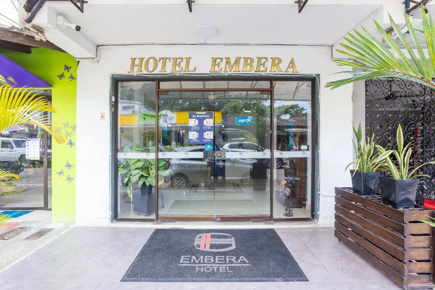 Location in Hotel Emberá