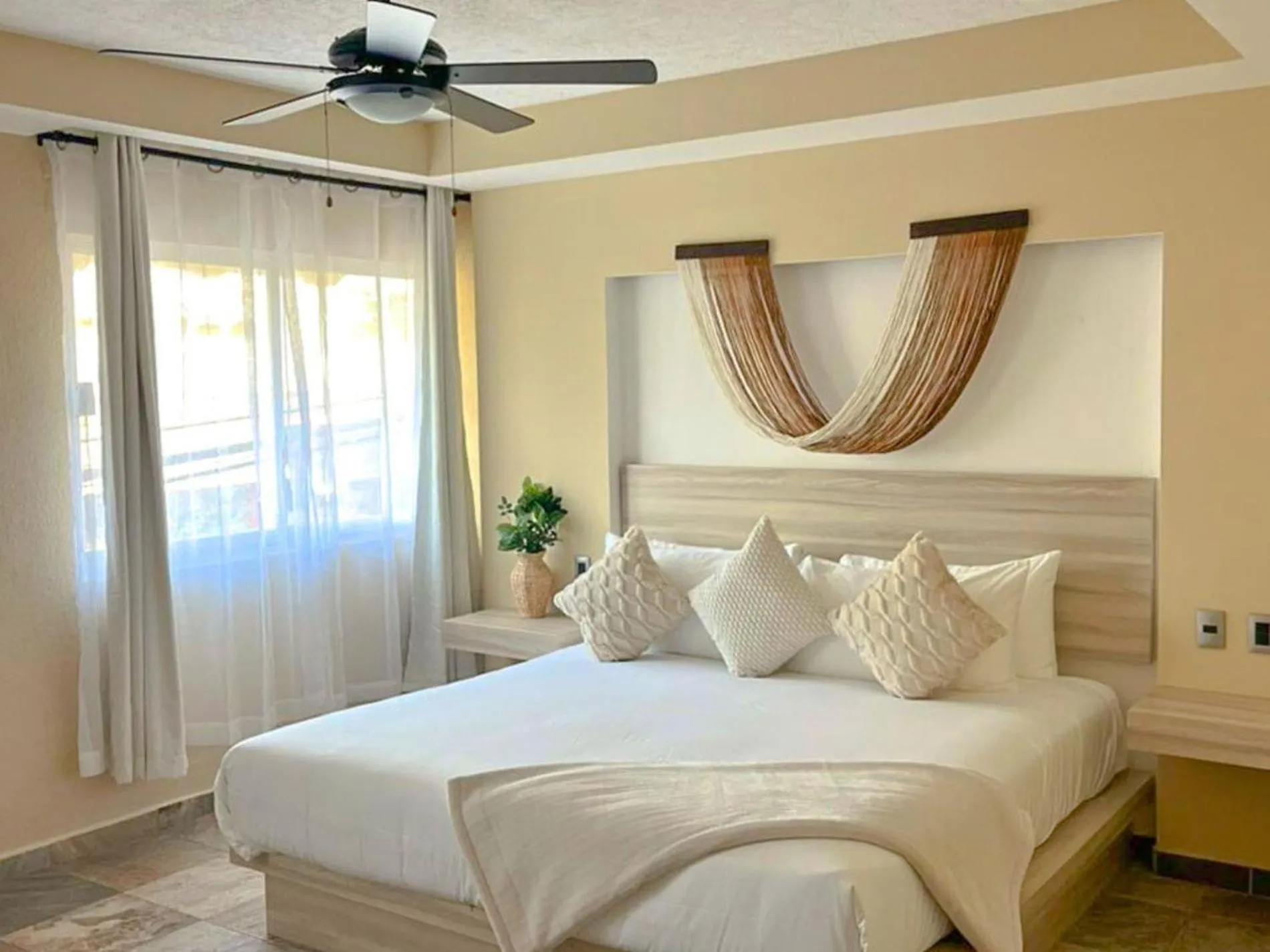 Photo of the whole room, Bed in Quinta Nina Playa del Carmen - Solo Adultos