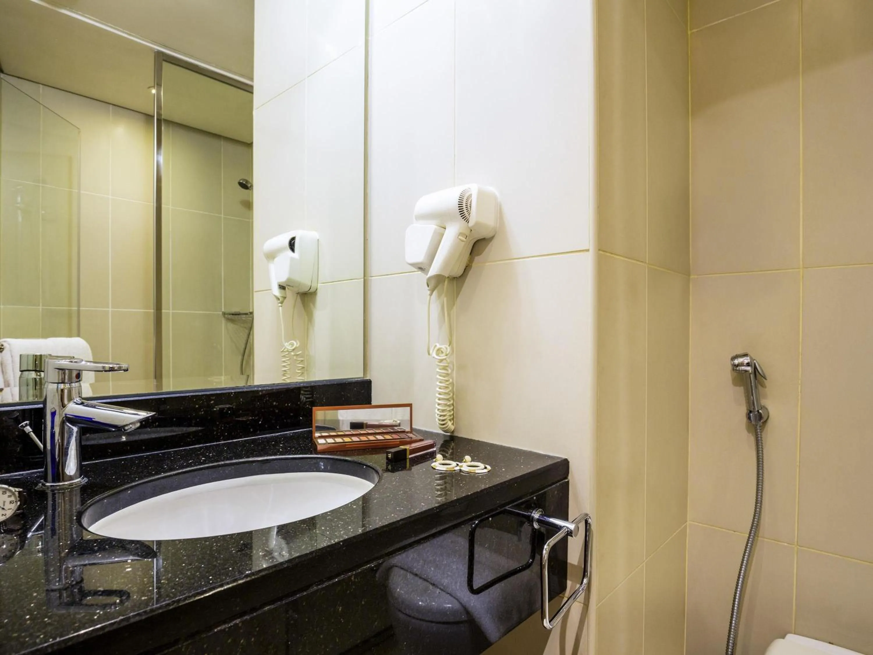 Bedroom in ibis Mall Avenue Dubai