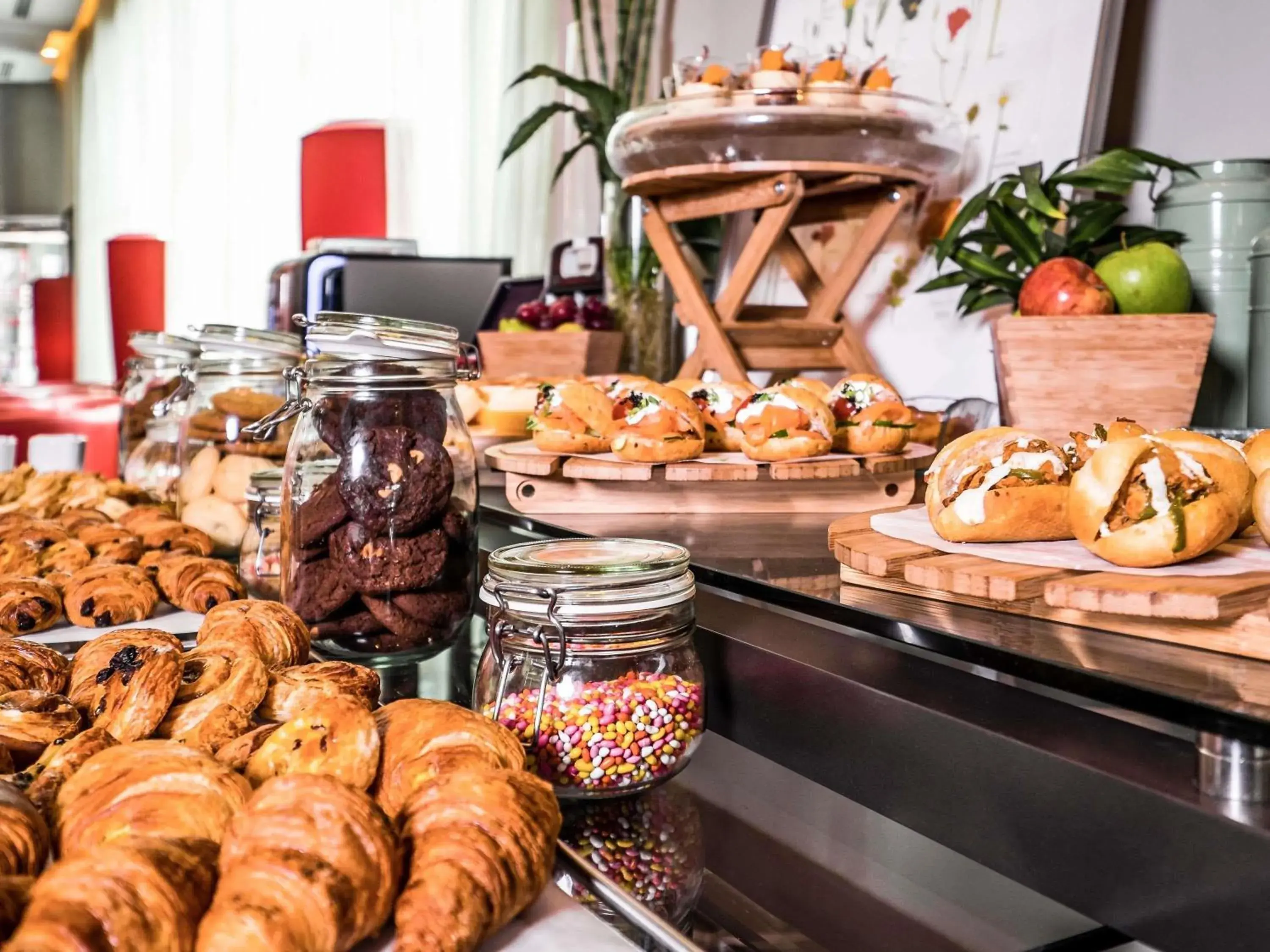 Breakfast in ibis Mall Avenue Dubai Breakfast in ibis Mall Avenue Dubai