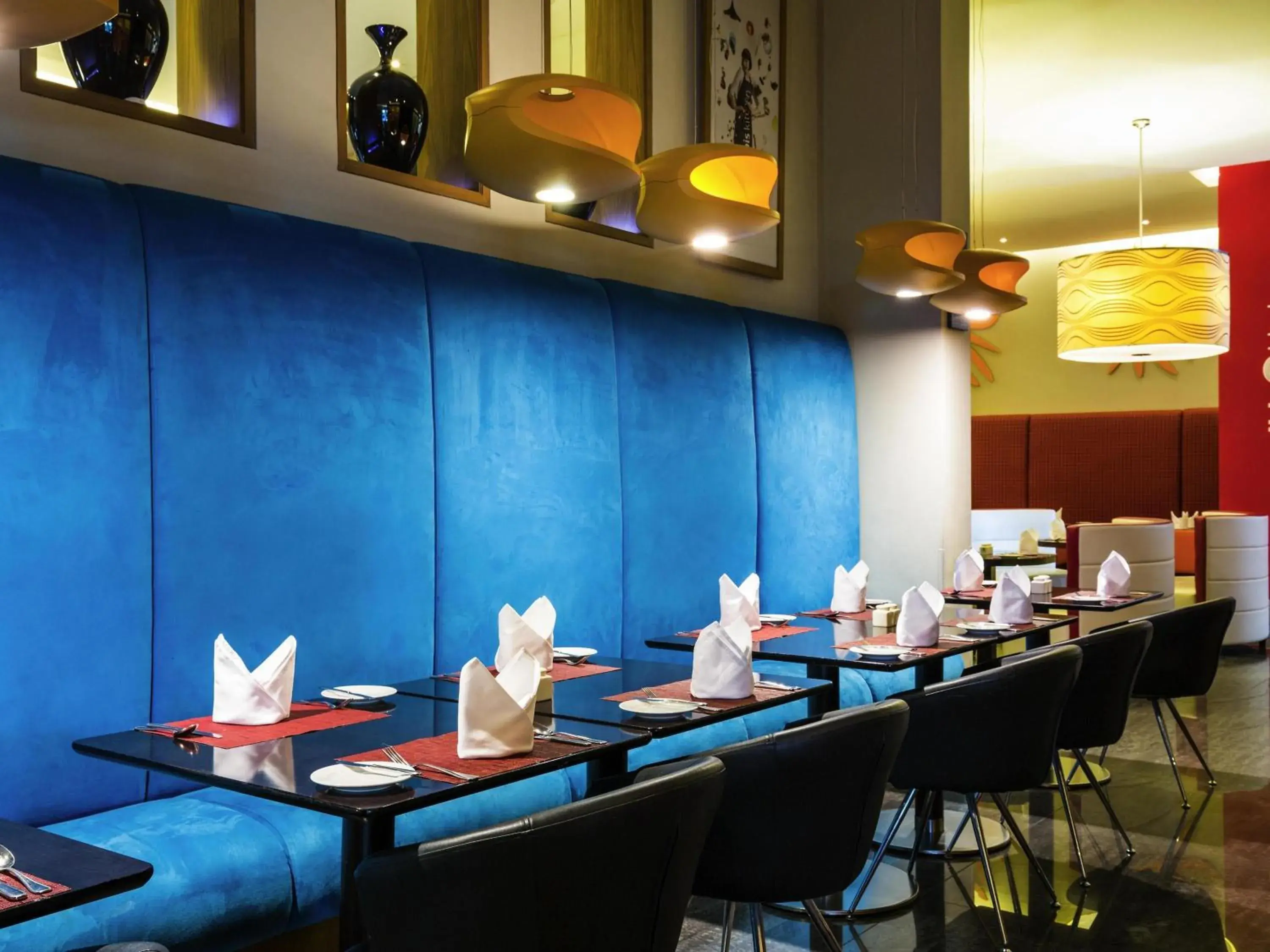 Restaurant/places to eat in ibis Mall Avenue Dubai Restaurant/places to eat in ibis Mall Avenue Dubai