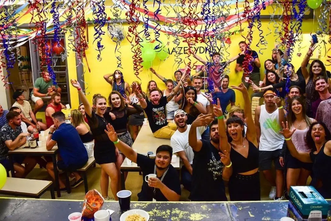 Entertainment in Maze Backpackers - Sydney