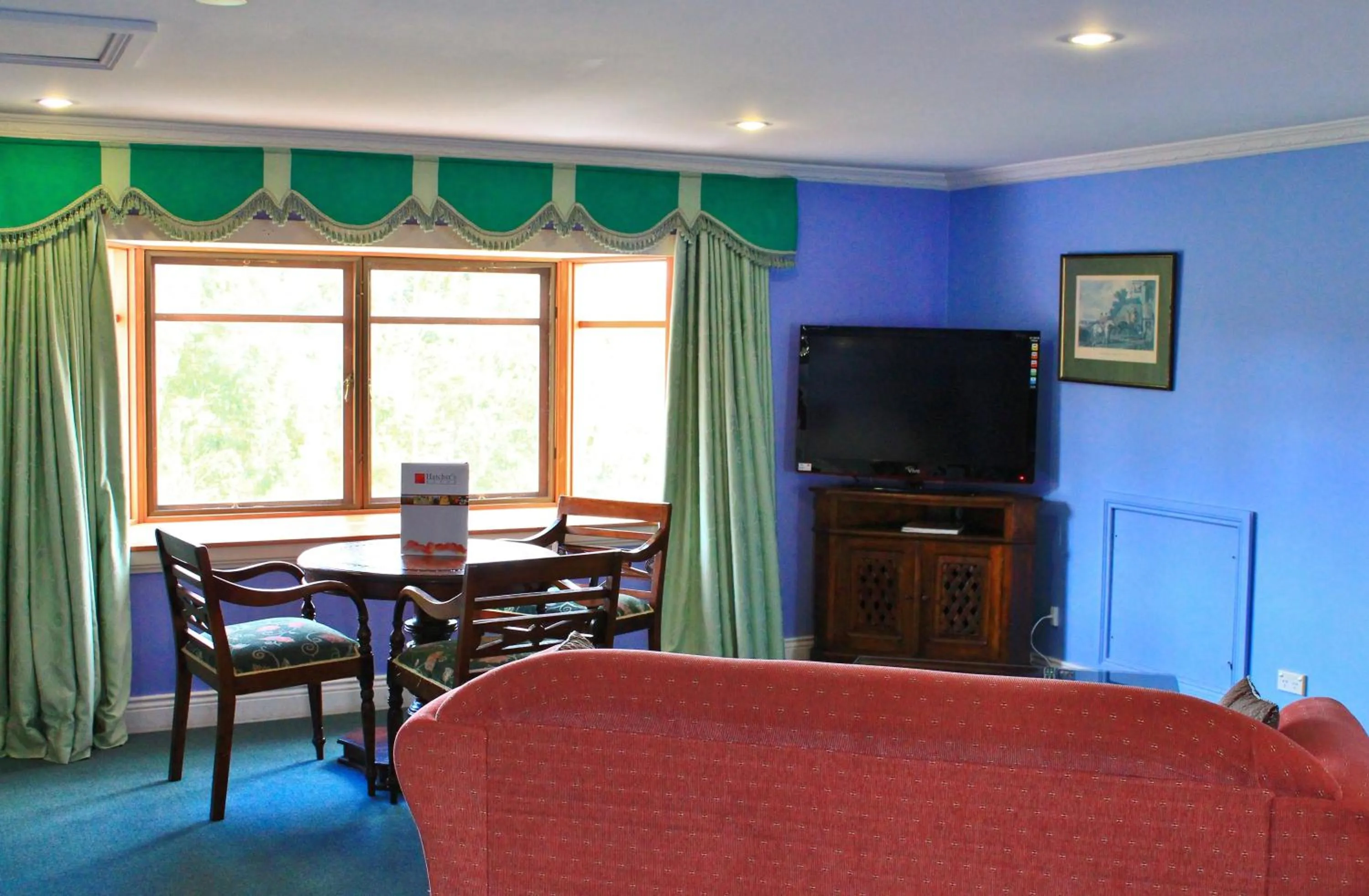 Day in Hatchers Richmond Manor