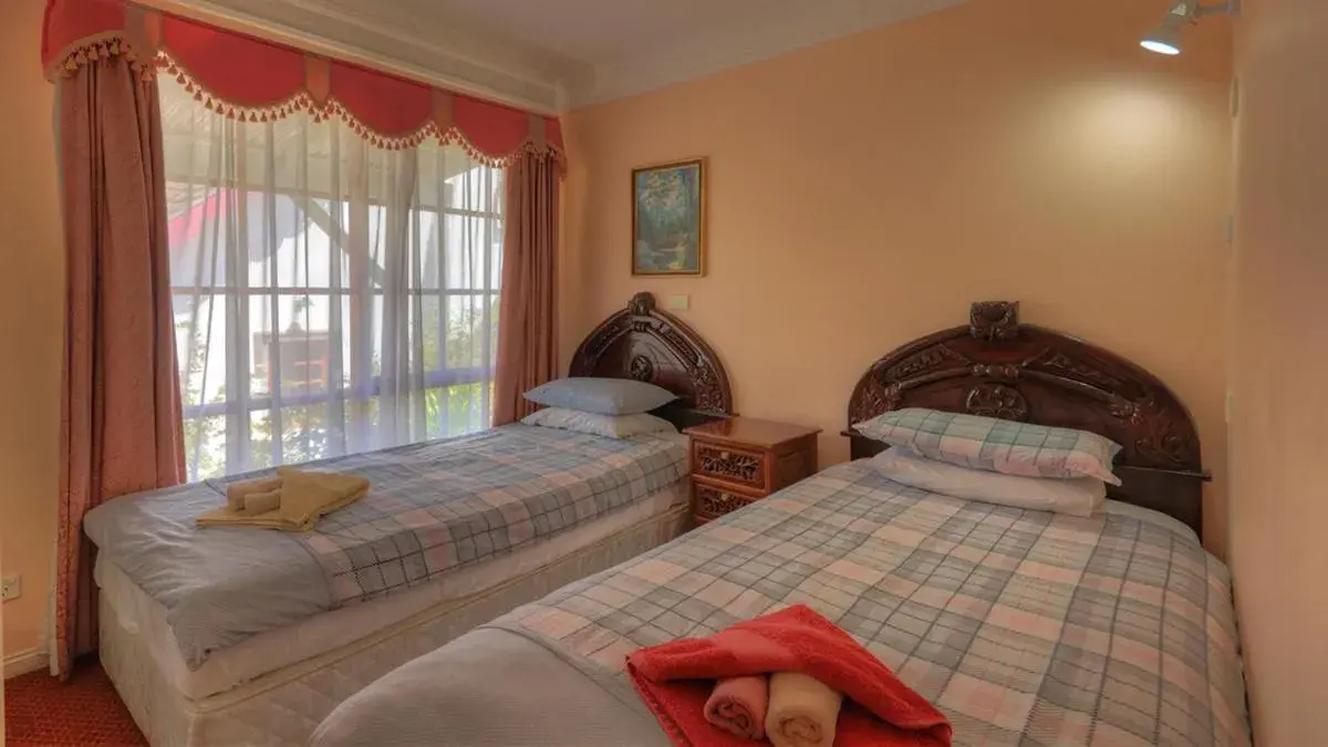 Bed in Hatchers Richmond Manor Bed in Hatchers Richmond Manor