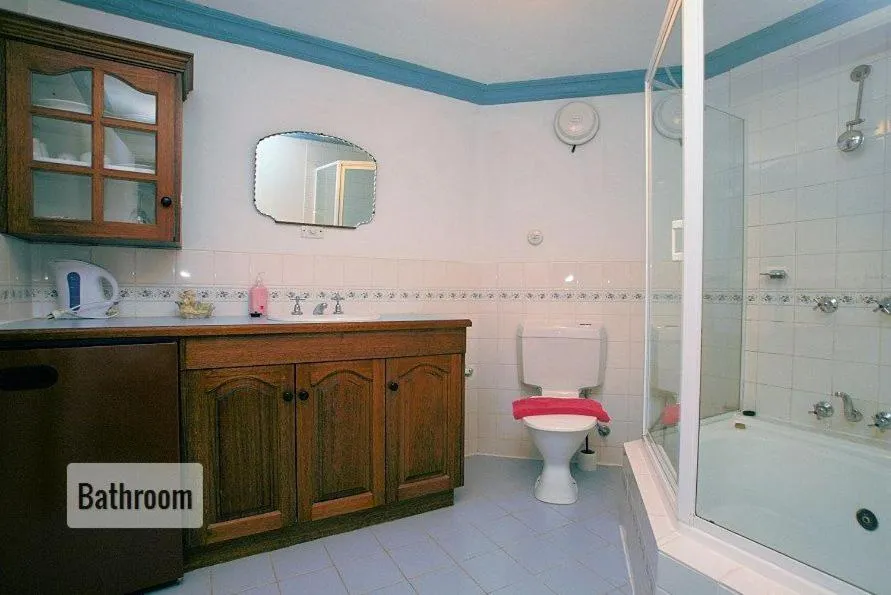 Bathroom in Hatchers Richmond Manor