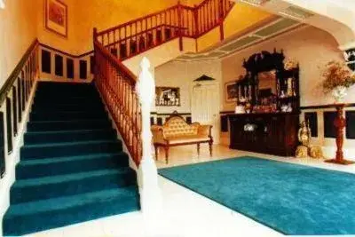 Lobby or reception in Hatchers Richmond Manor Lobby or reception in Hatchers Richmond Manor