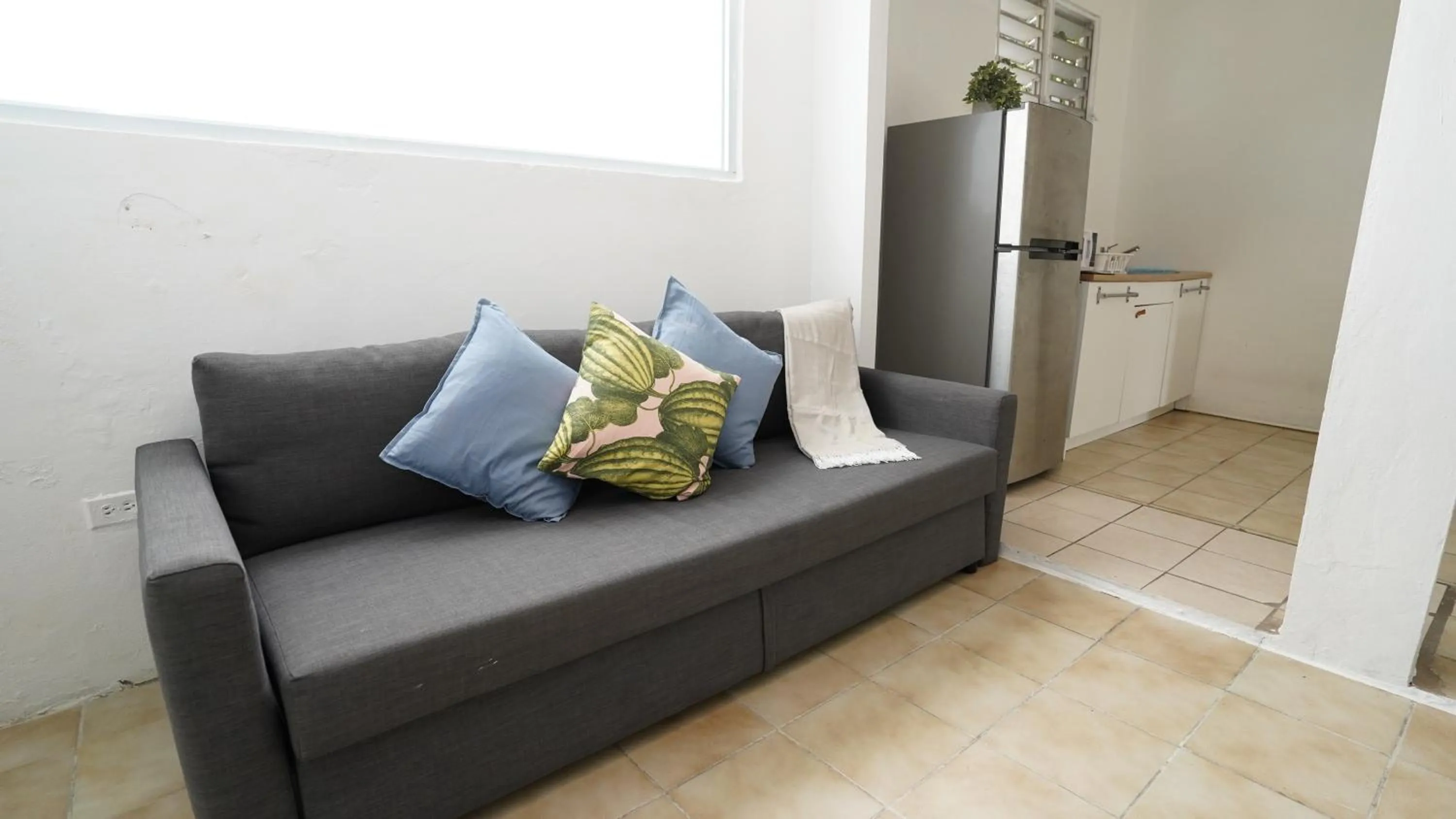 Living room in The Pelican Poshtel