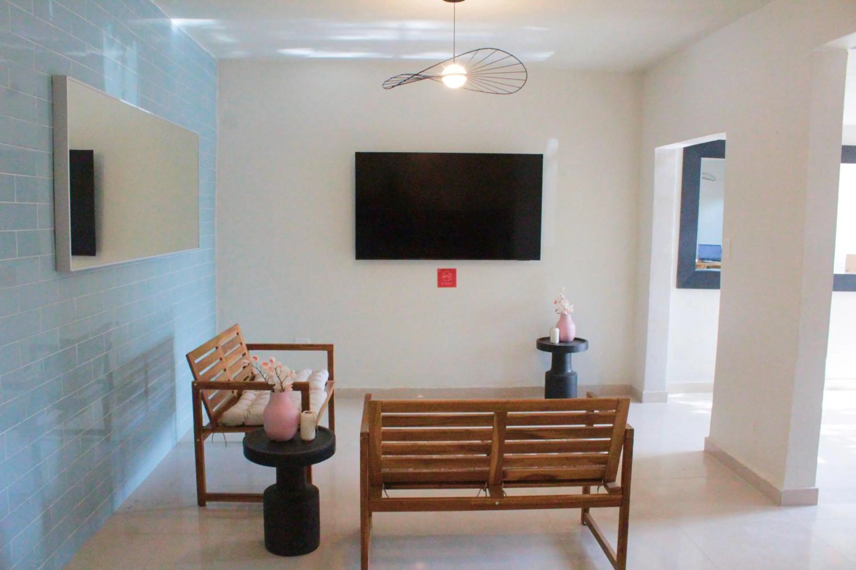 TV and multimedia in Aura House Isla Verde
