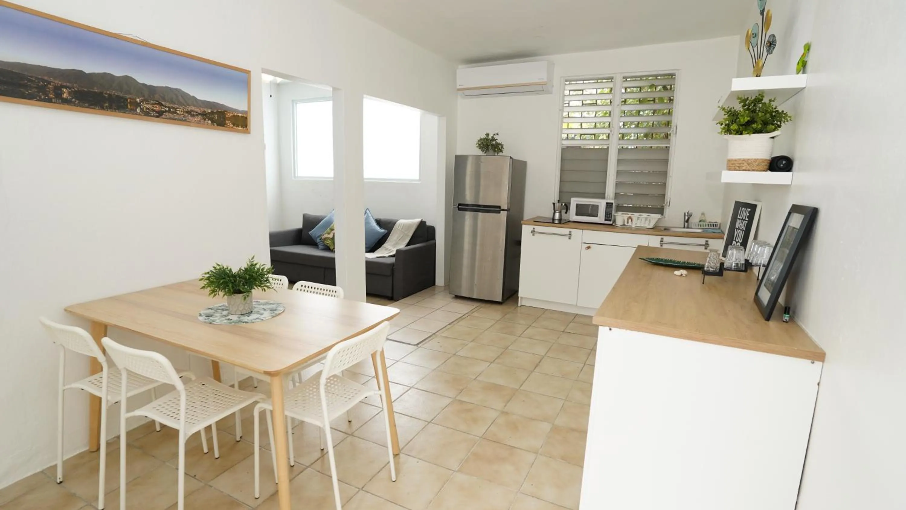 Decorative detail in The Pelican Poshtel