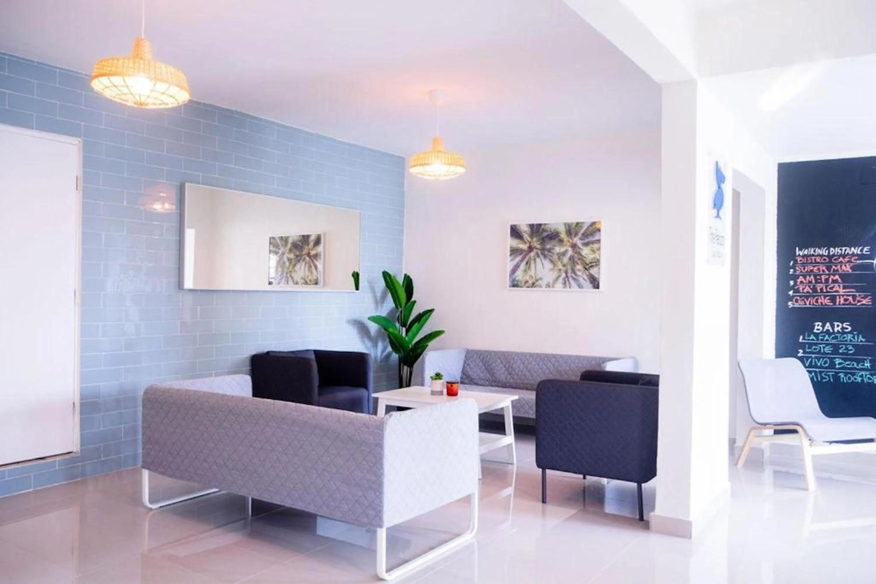 Lobby or reception in The Pelican Poshtel