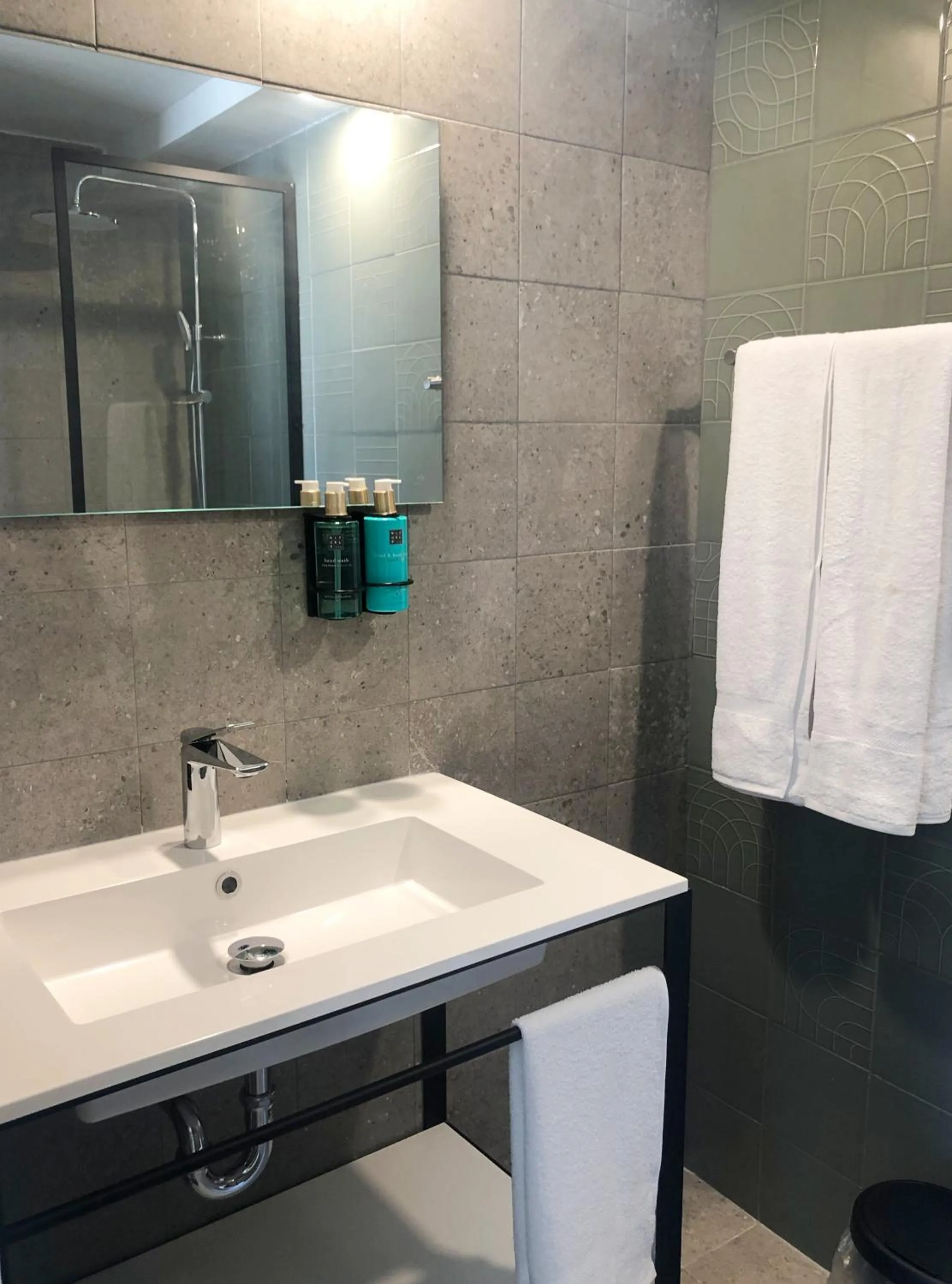 Bathroom in Aura House Isla Verde