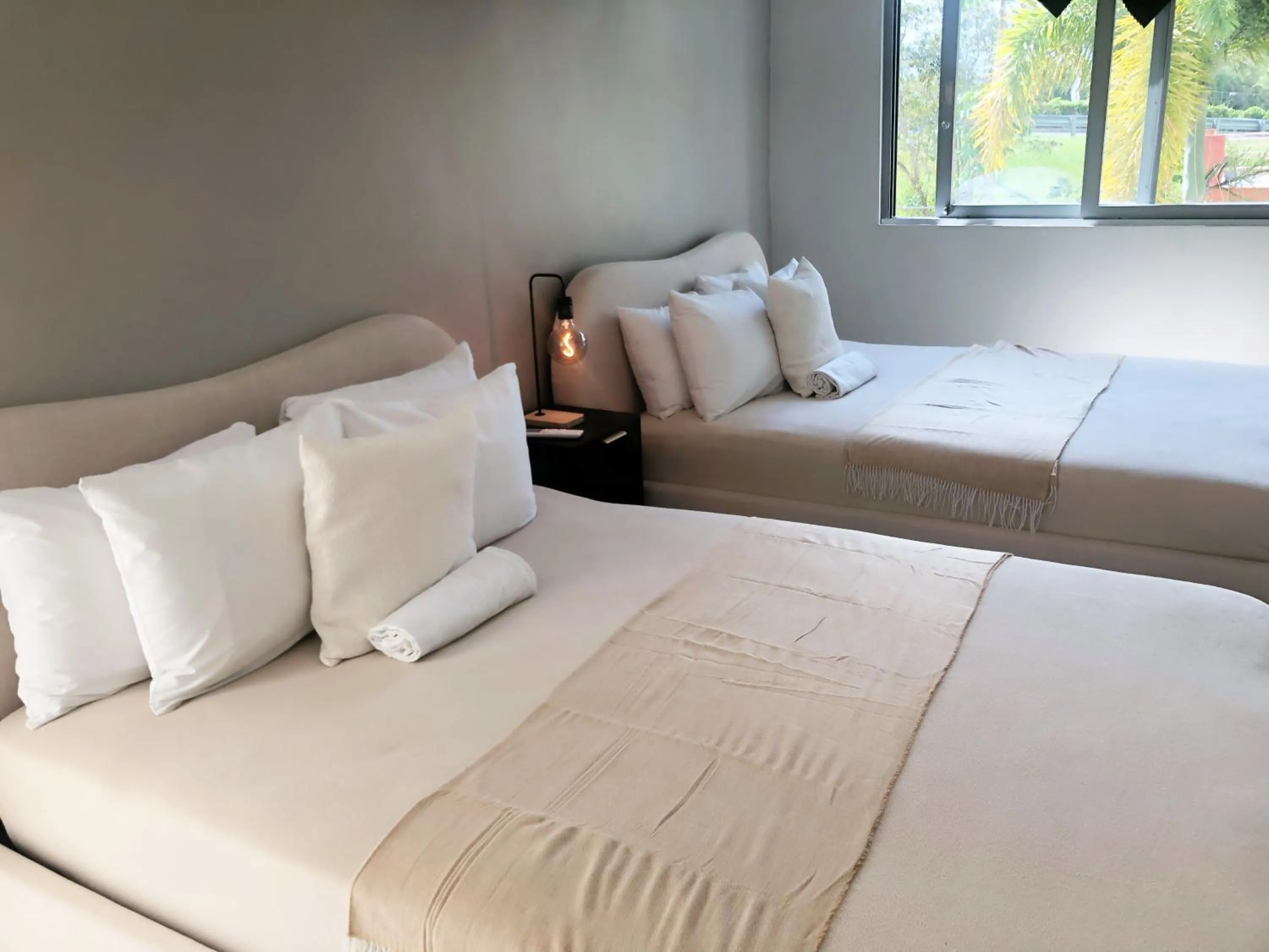 Bedroom, Bed in Aura House Isla Verde