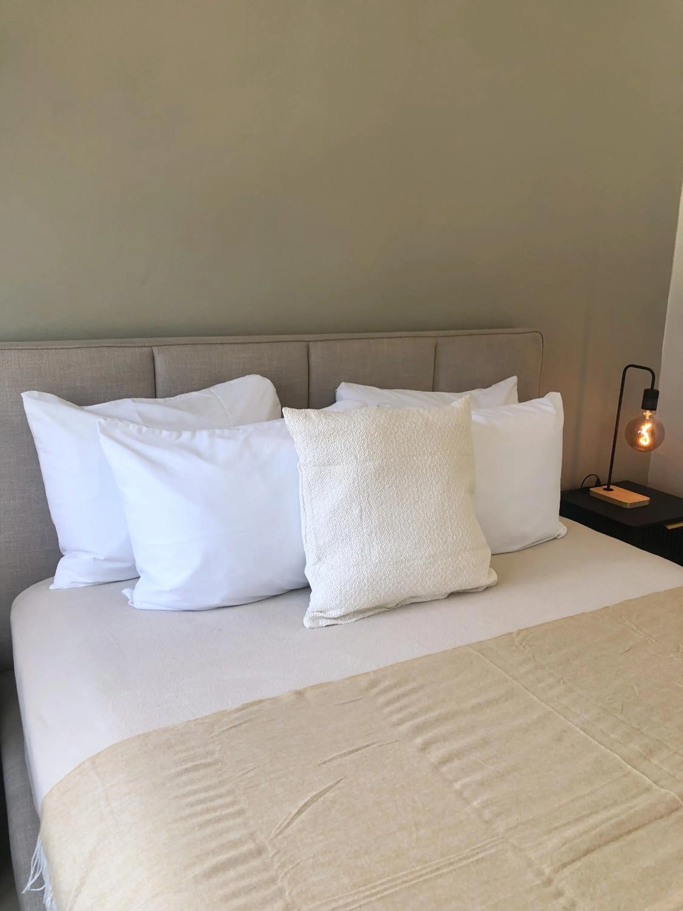 Bed in Aura House Isla Verde