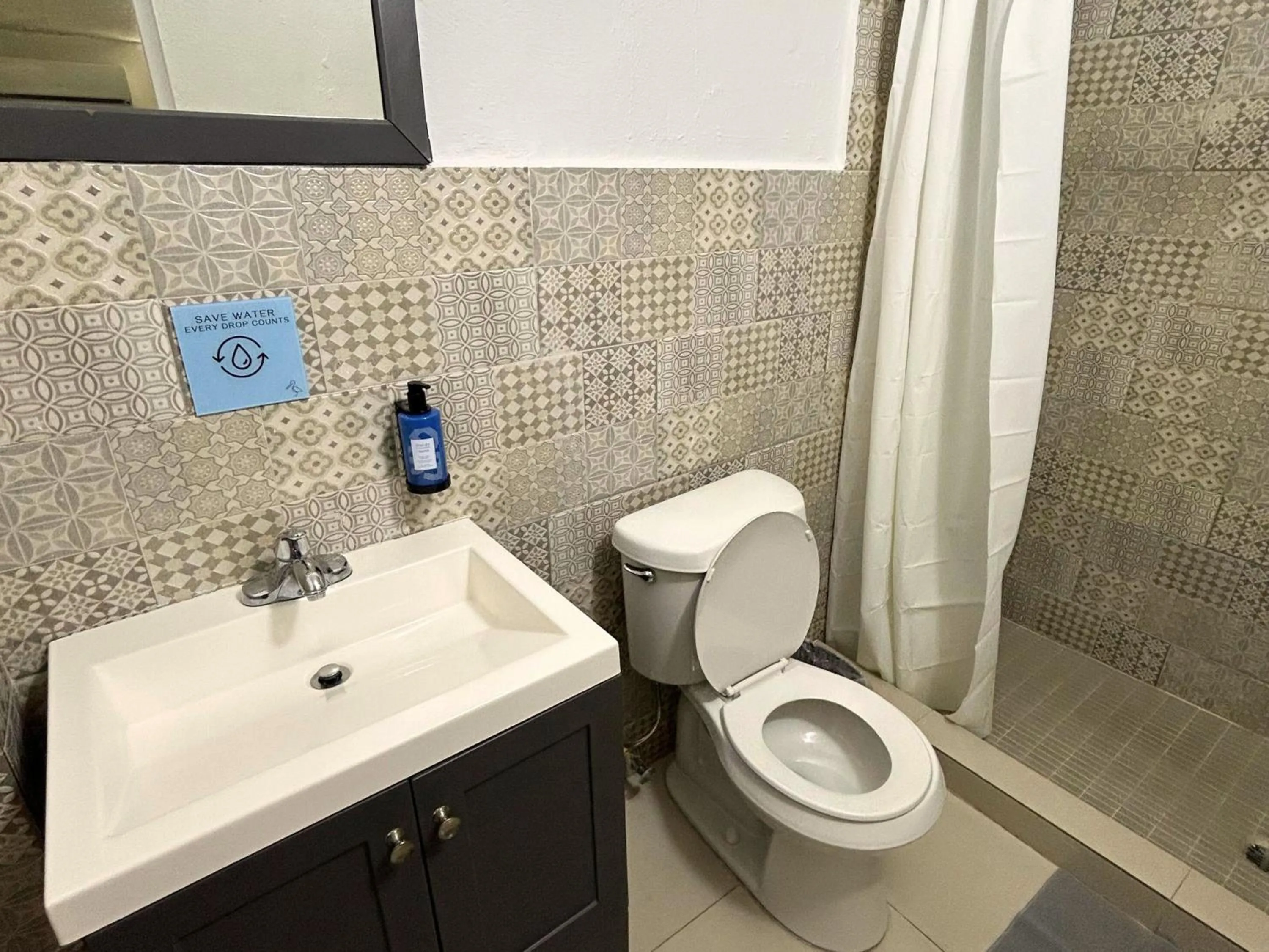 Bathroom in The Pelican Poshtel