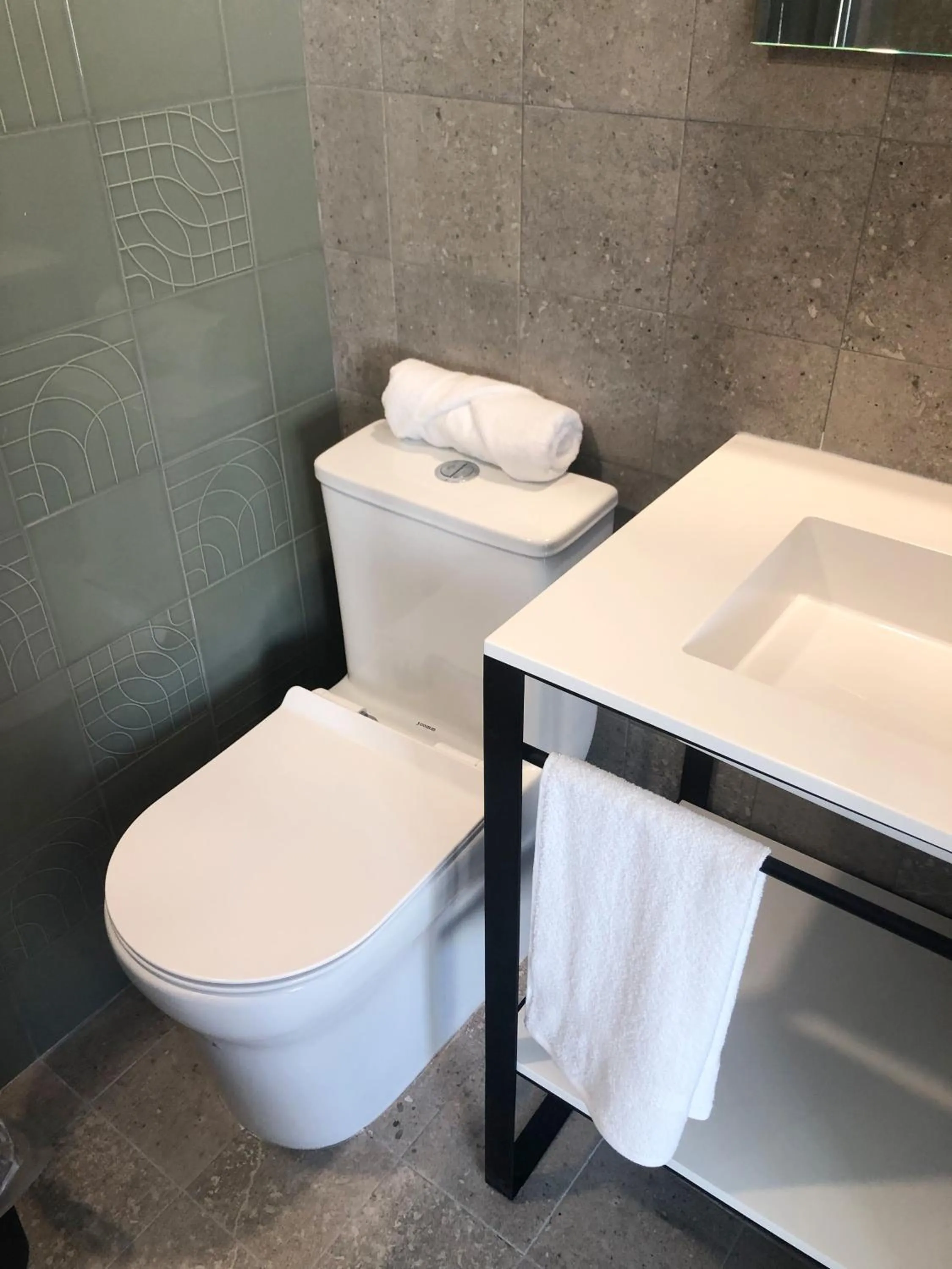 Toilet in Aura House Isla Verde