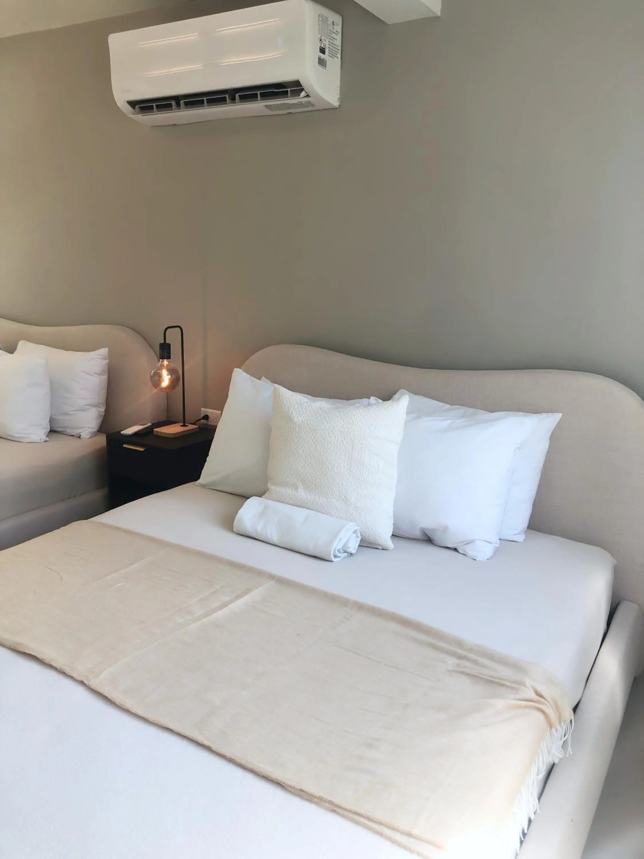Bedroom, Bed in Aura House Isla Verde