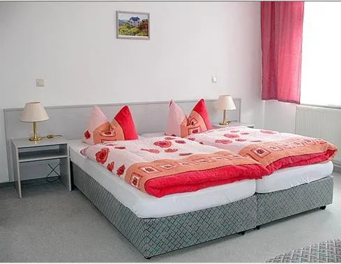 Bed in Pension "Parkhotel" Blankenhain