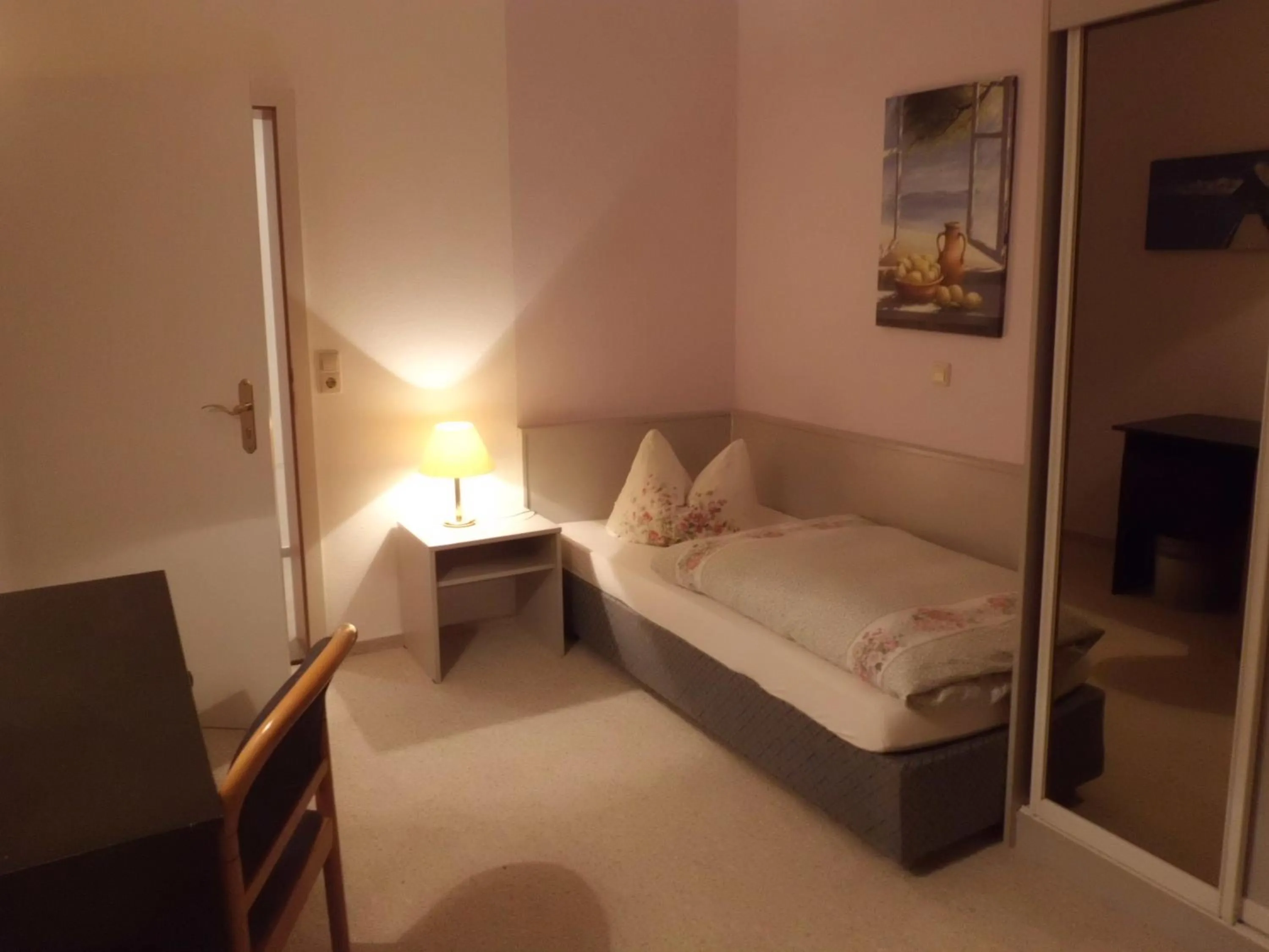 Bed in Pension "Parkhotel" Blankenhain