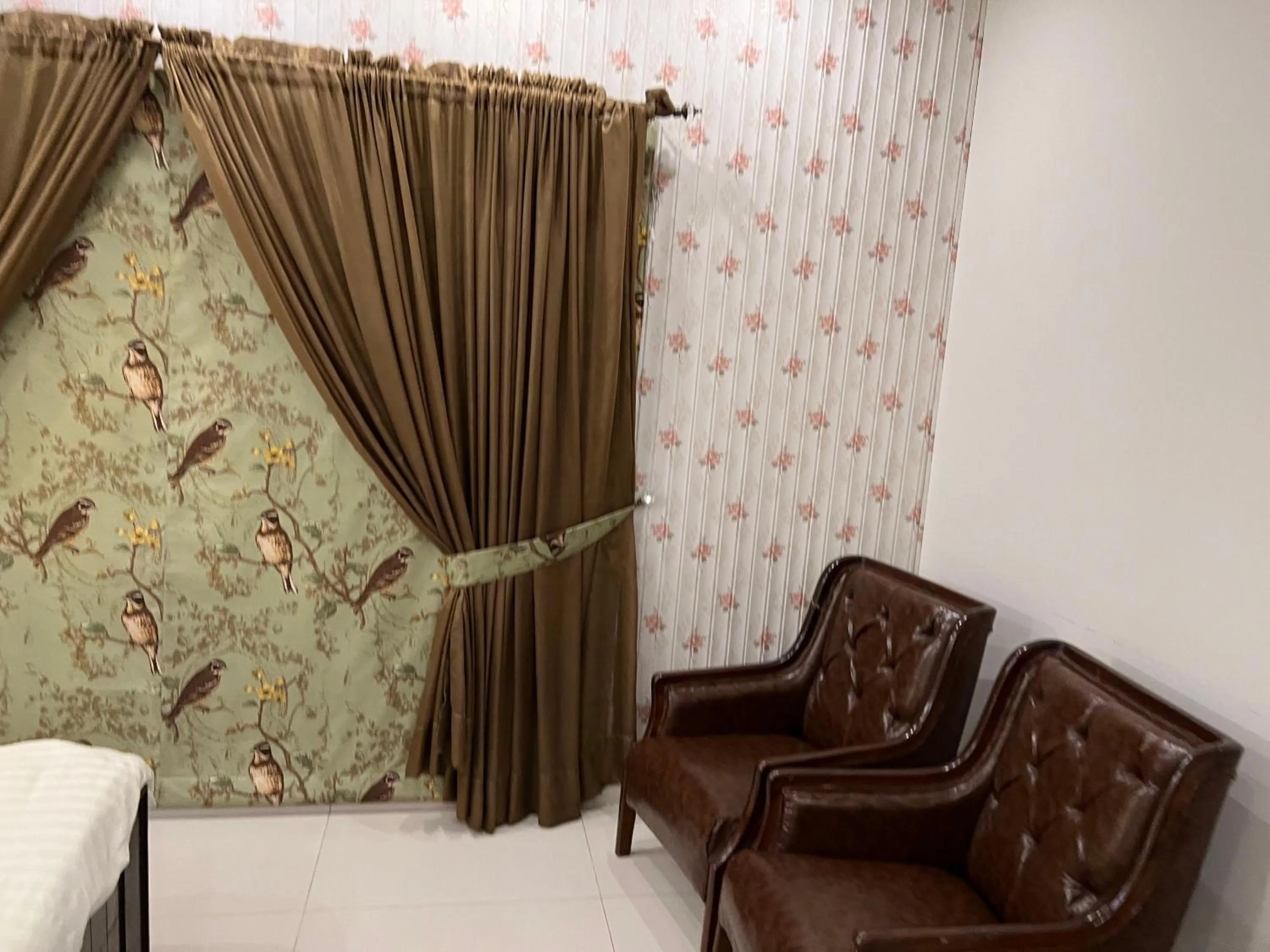 Vactional Villa Dha Phase 6 Lahore ,Three Bed Room Full House