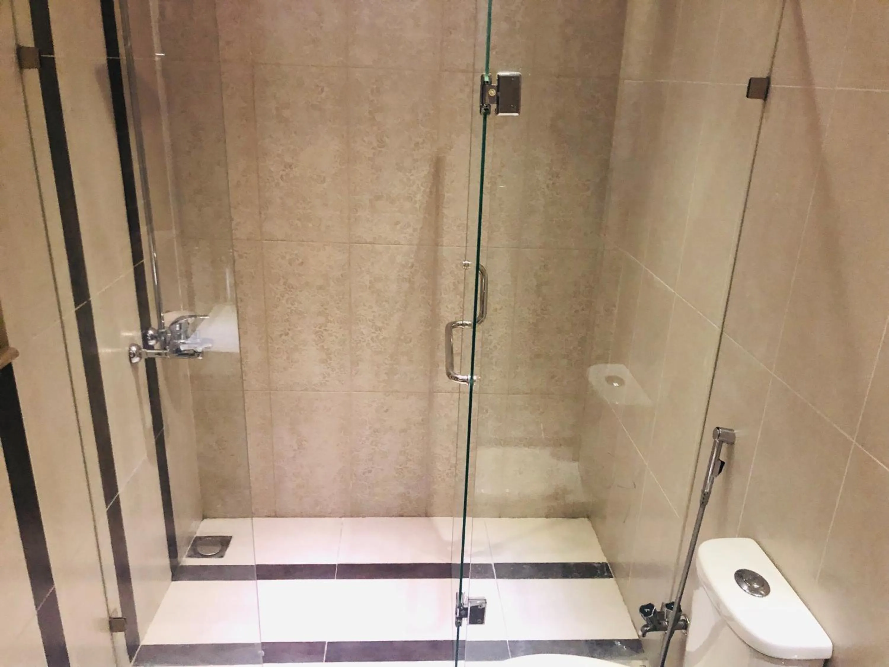 Vactional Villa Dha Phase 6 Lahore ,Three Bed Room Full House