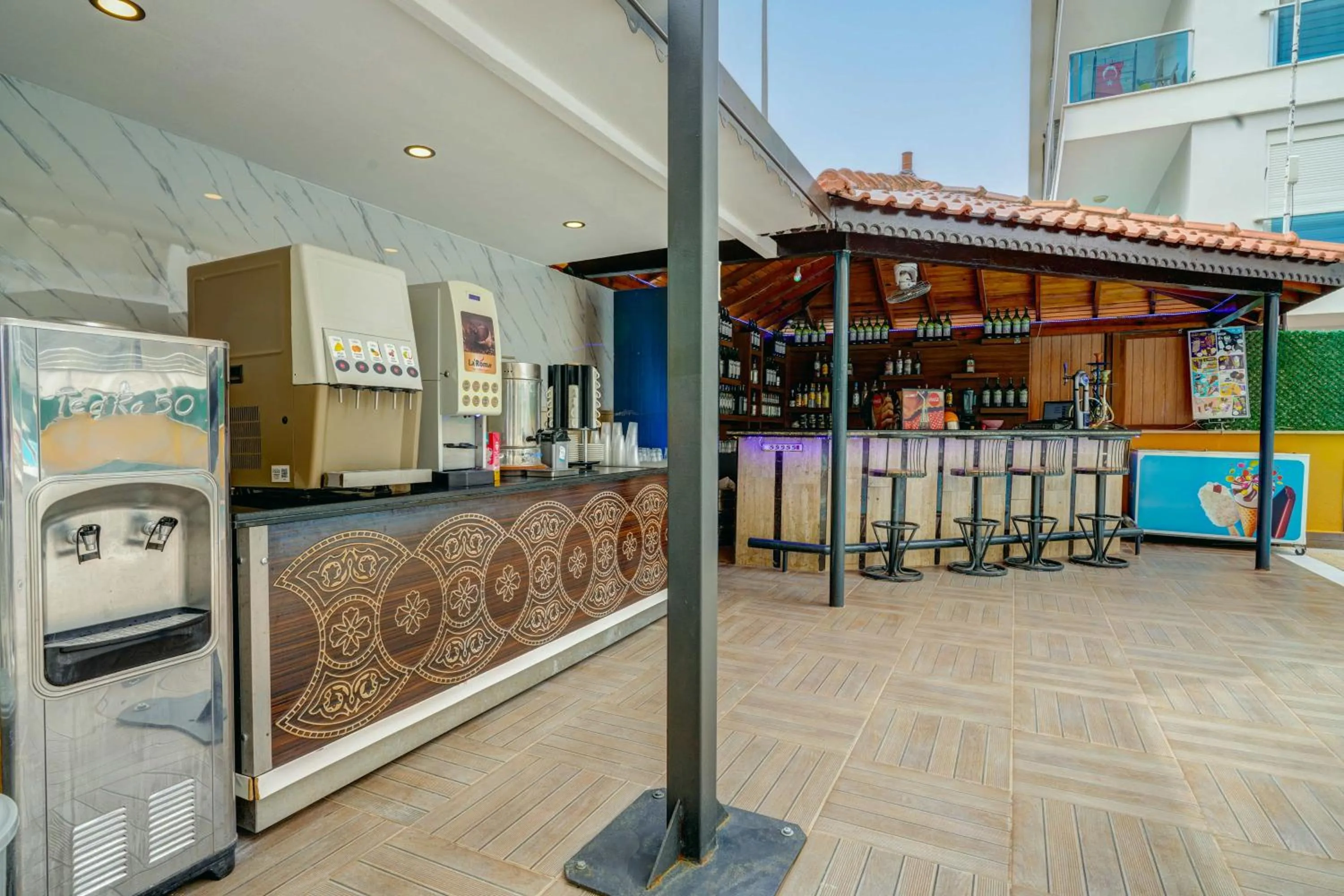 Drinks in Kleopatra Arsi Hotel