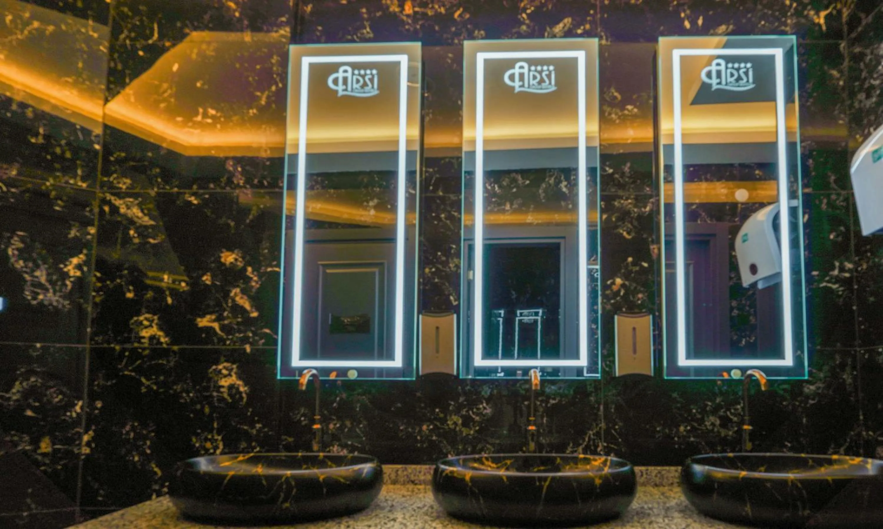 Lobby or reception in Kleopatra Arsi Hotel