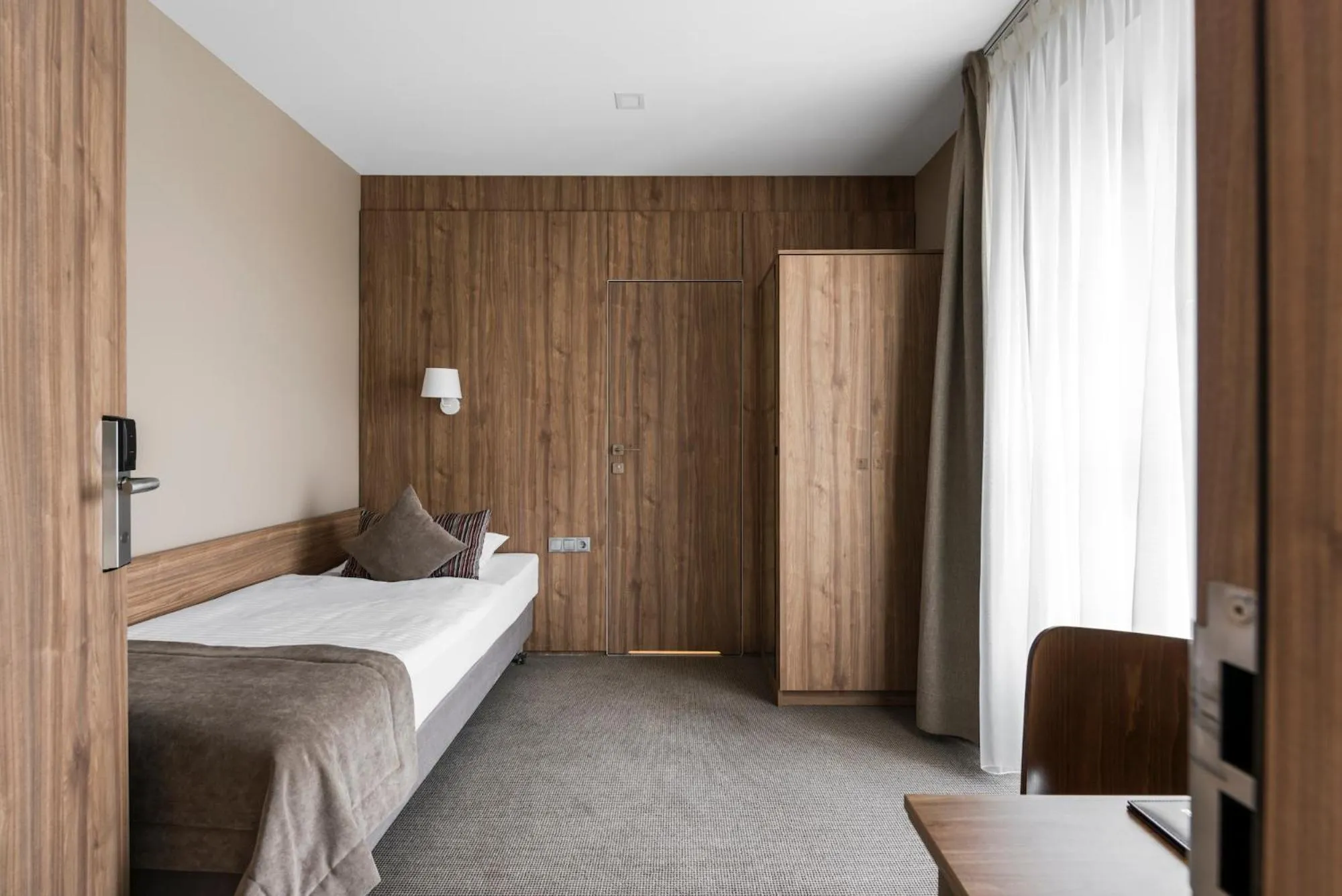 Bedroom, Bed in Big Stone