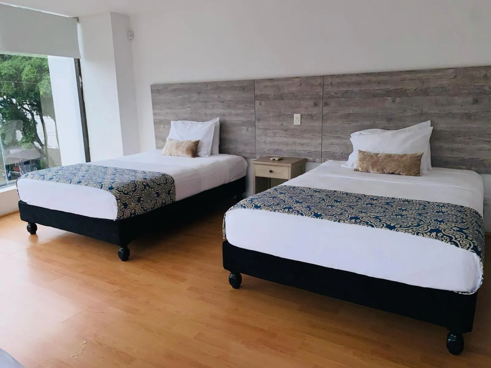 Hotel Metropolis Plaza Cali