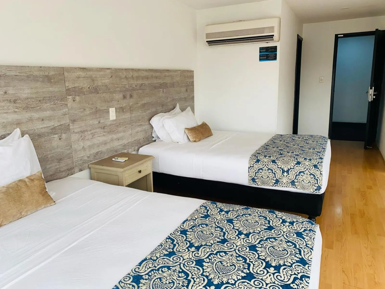 Hotel Metropolis Plaza Cali