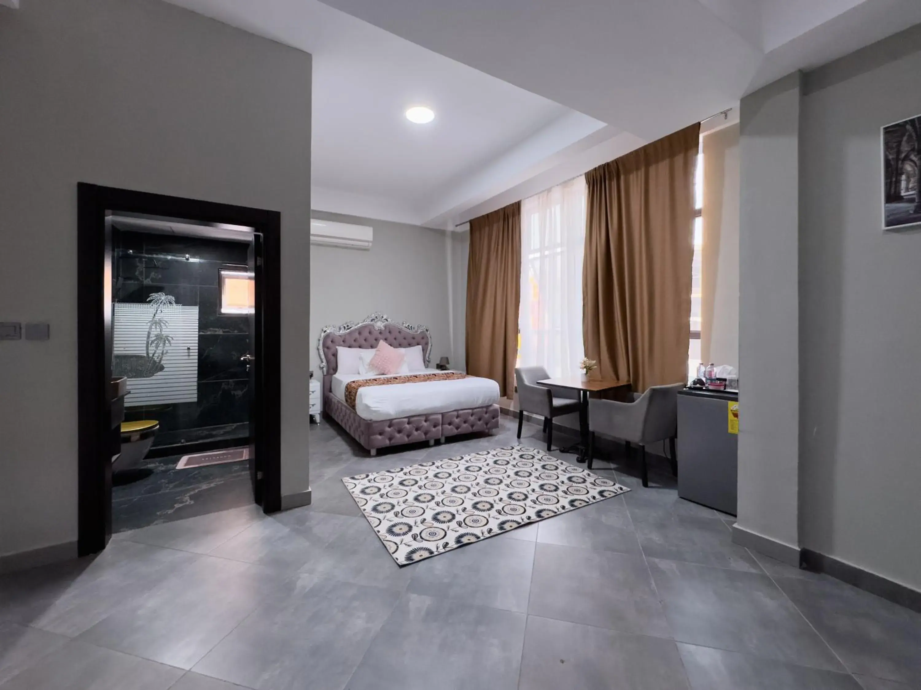 Deluxe Room - single occupancy in Euro Homes Hotel Deluxe Room - single occupancy in Euro Homes Hotel