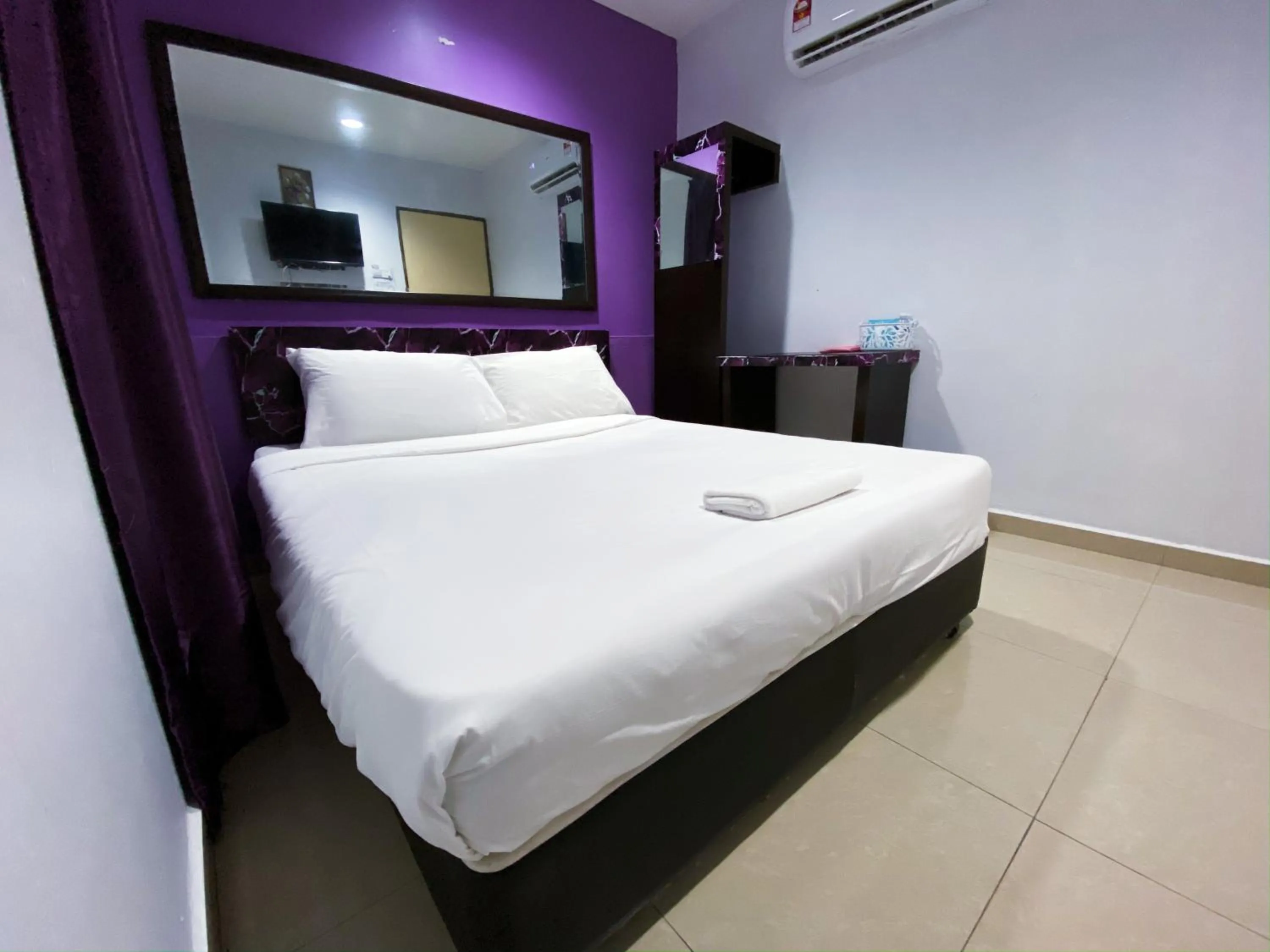 Bed in SMART HOTEL SEKSYEN 15 SHAH ALAM