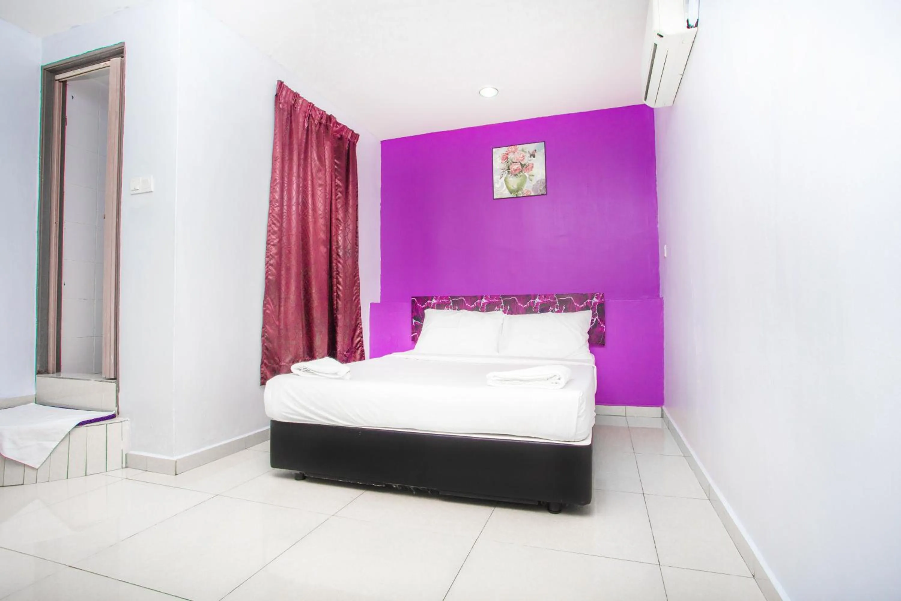 Bed in SMART HOTEL SEKSYEN 15 SHAH ALAM