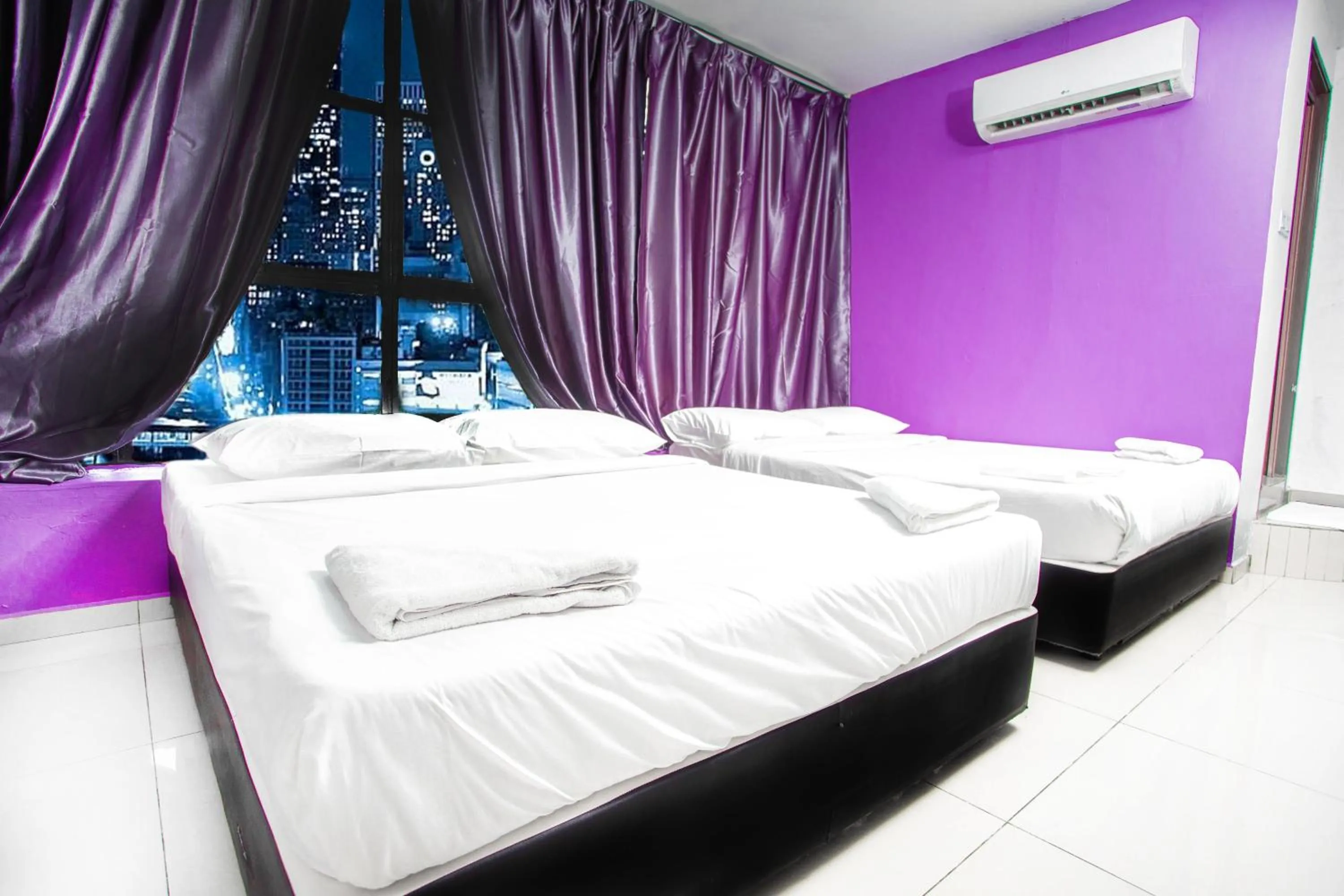 Bed in SMART HOTEL SEKSYEN 15 SHAH ALAM
