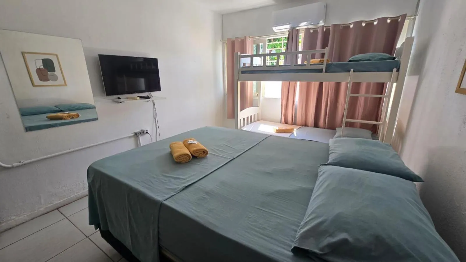 Bed in Casa da Esquina Pousada