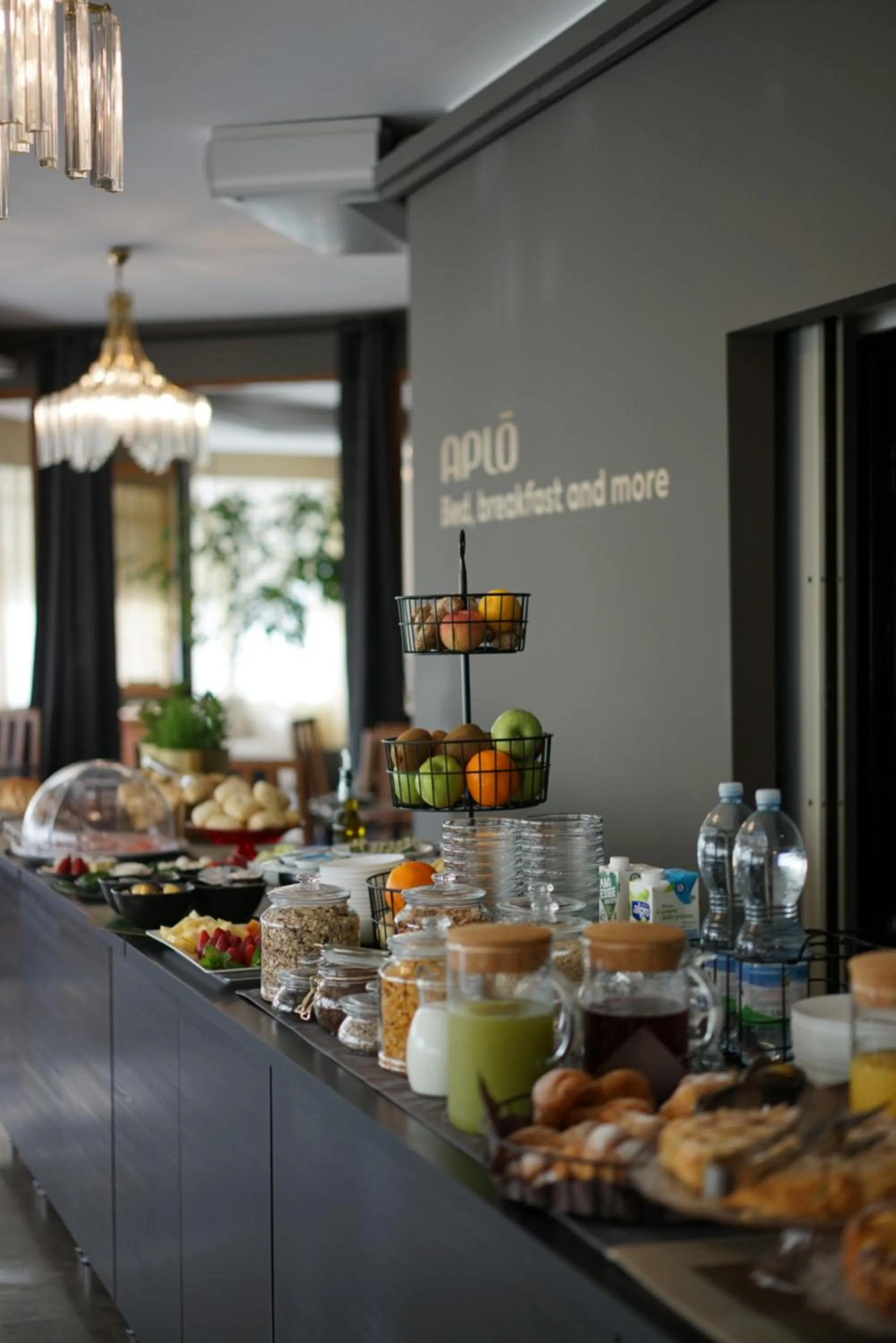 Restaurant/places to eat in Hotel Aplo - Breakfast Experience