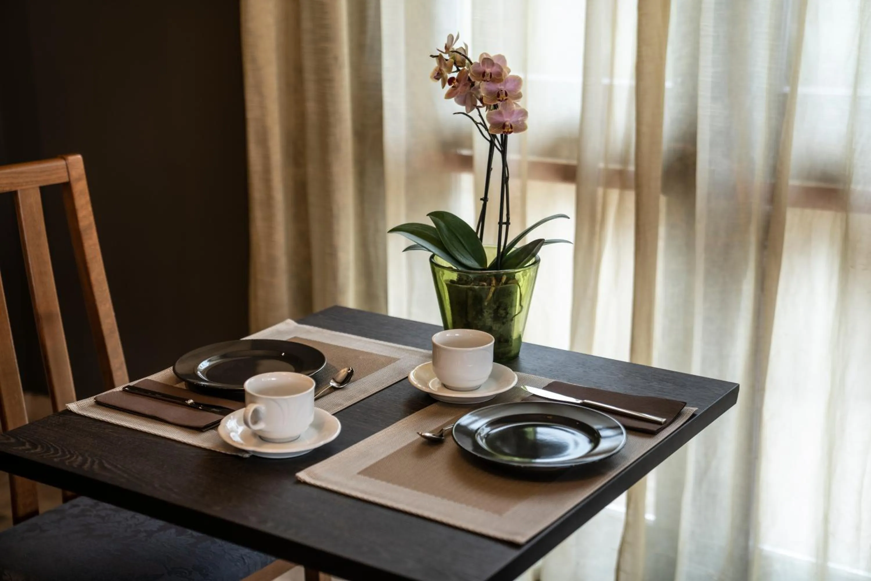 Lounge or bar in Hotel Aplo - Breakfast Experience