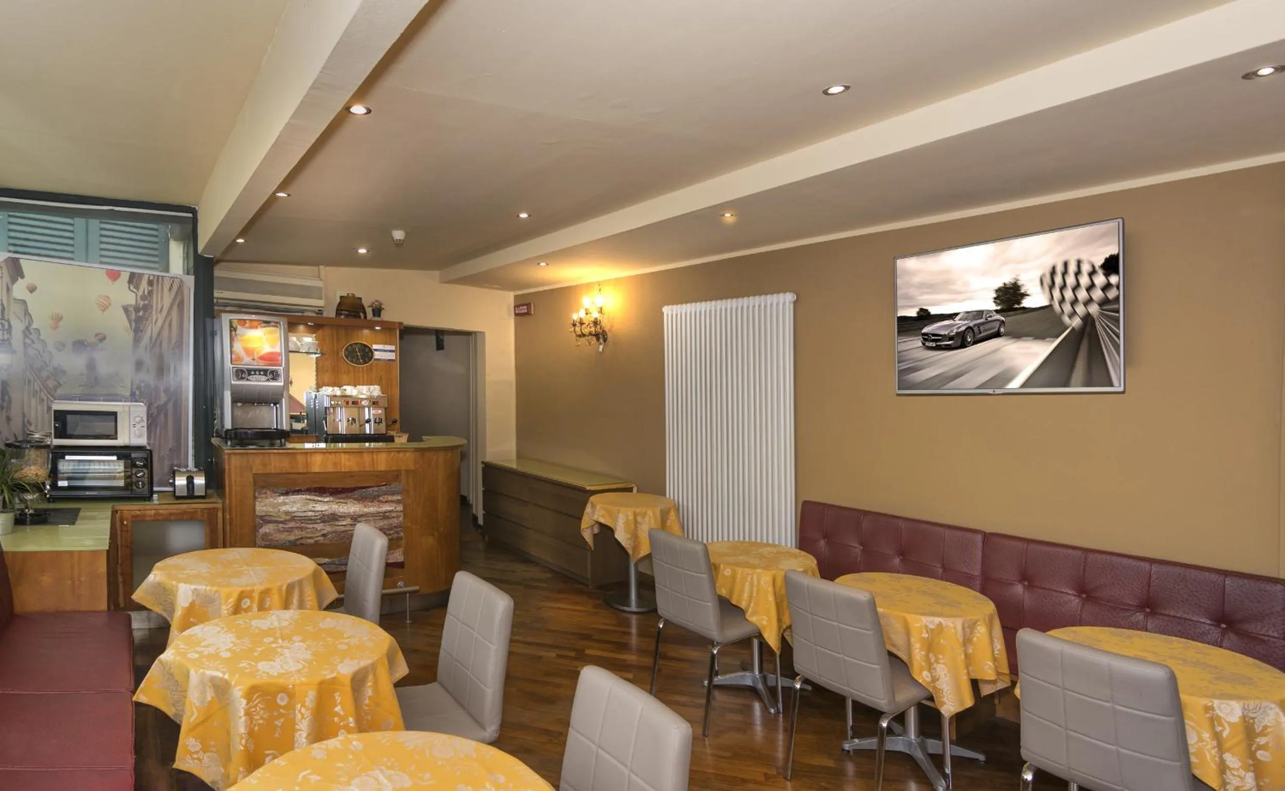 Restaurant/places to eat in Hotel Il Giardino