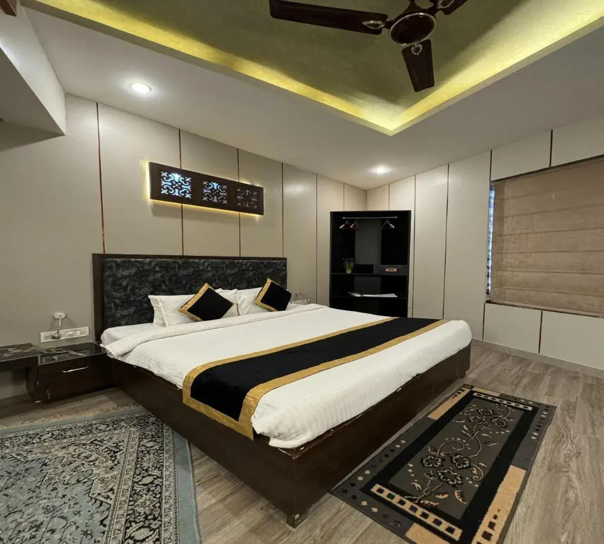 Bed in Hotel Runway Inn Bed in Hotel Runway Inn