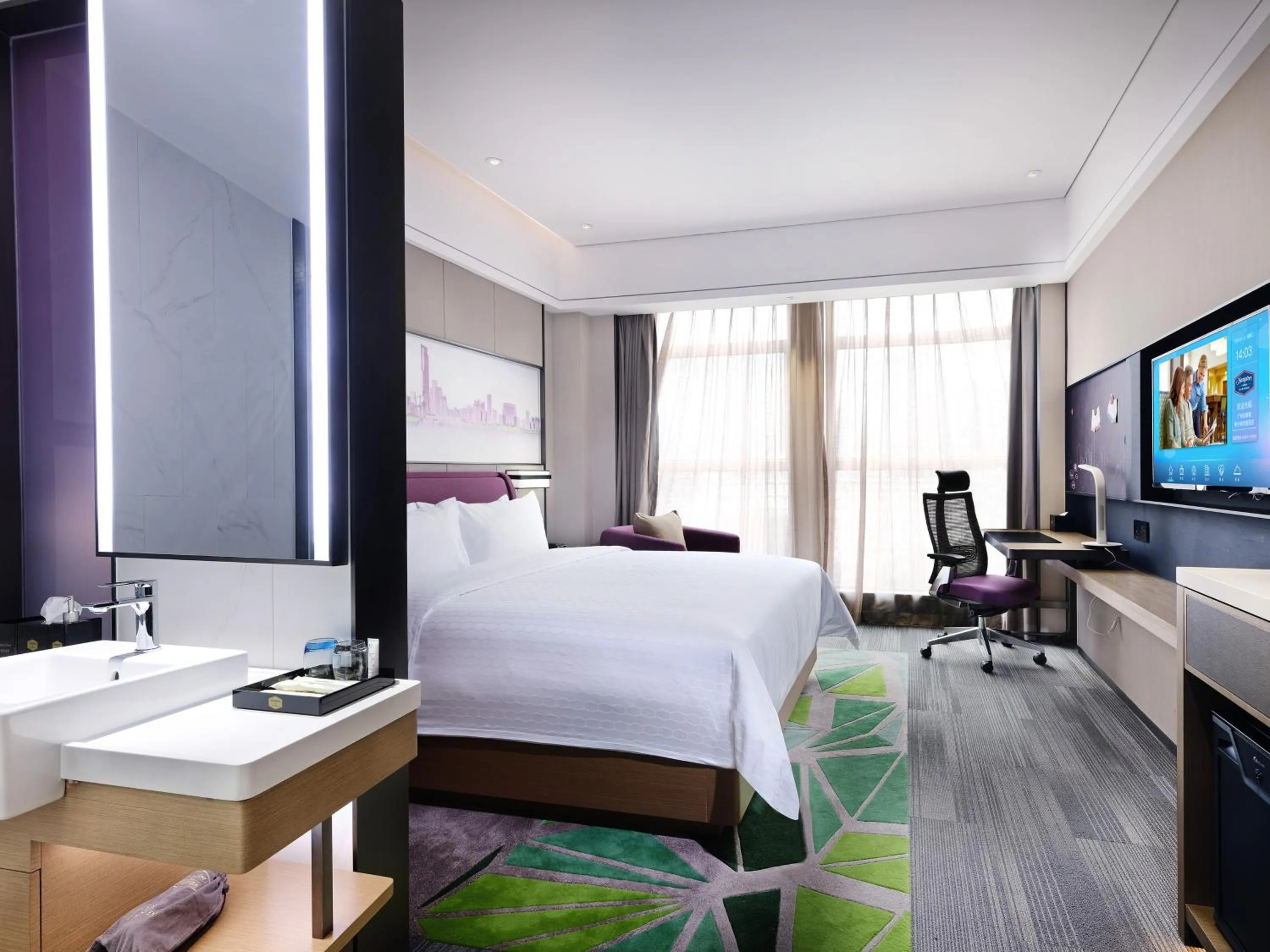 Bed in Hampton by Hilton Guangzhou Dongxiaonan